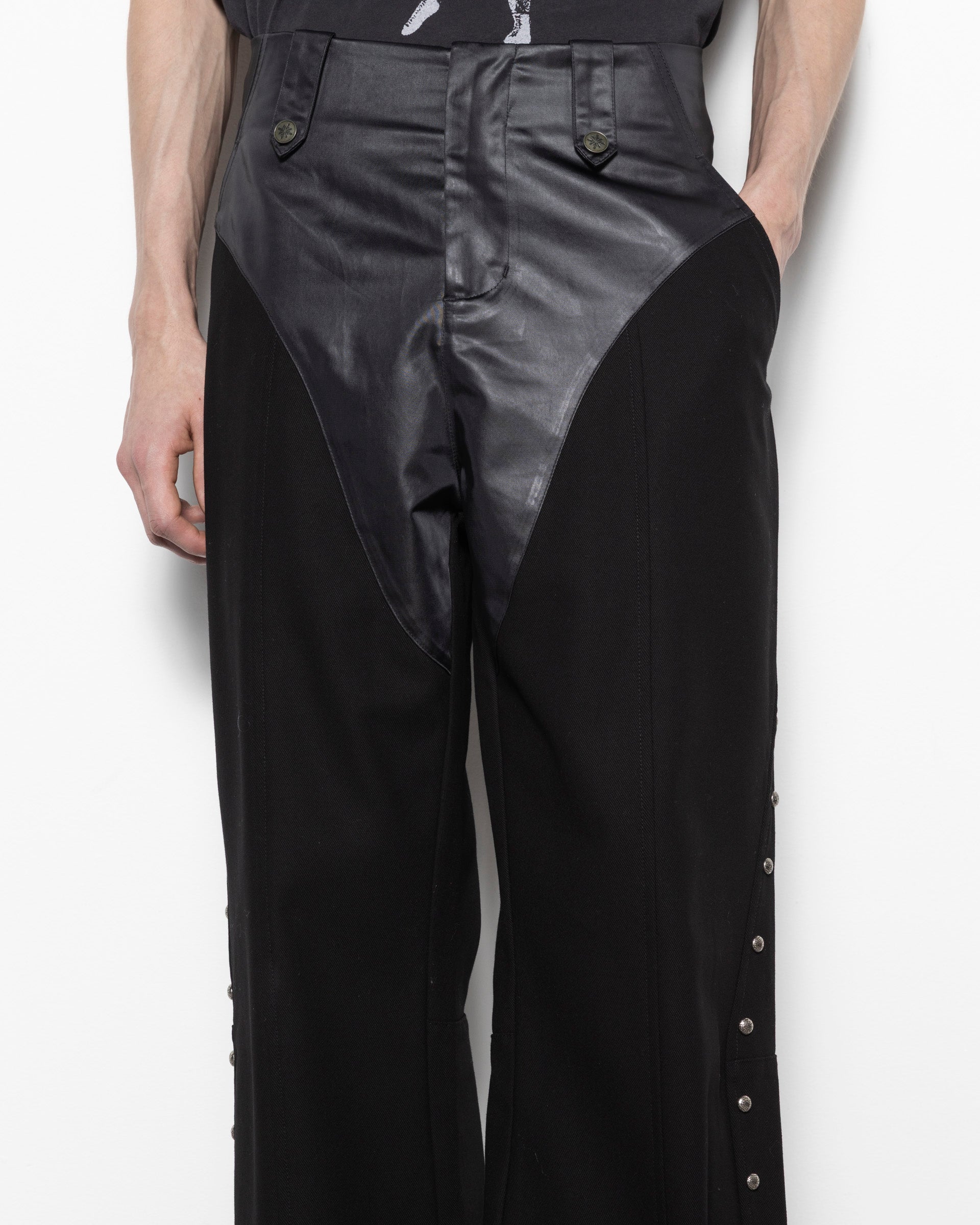 Wyatt Chaps in Black