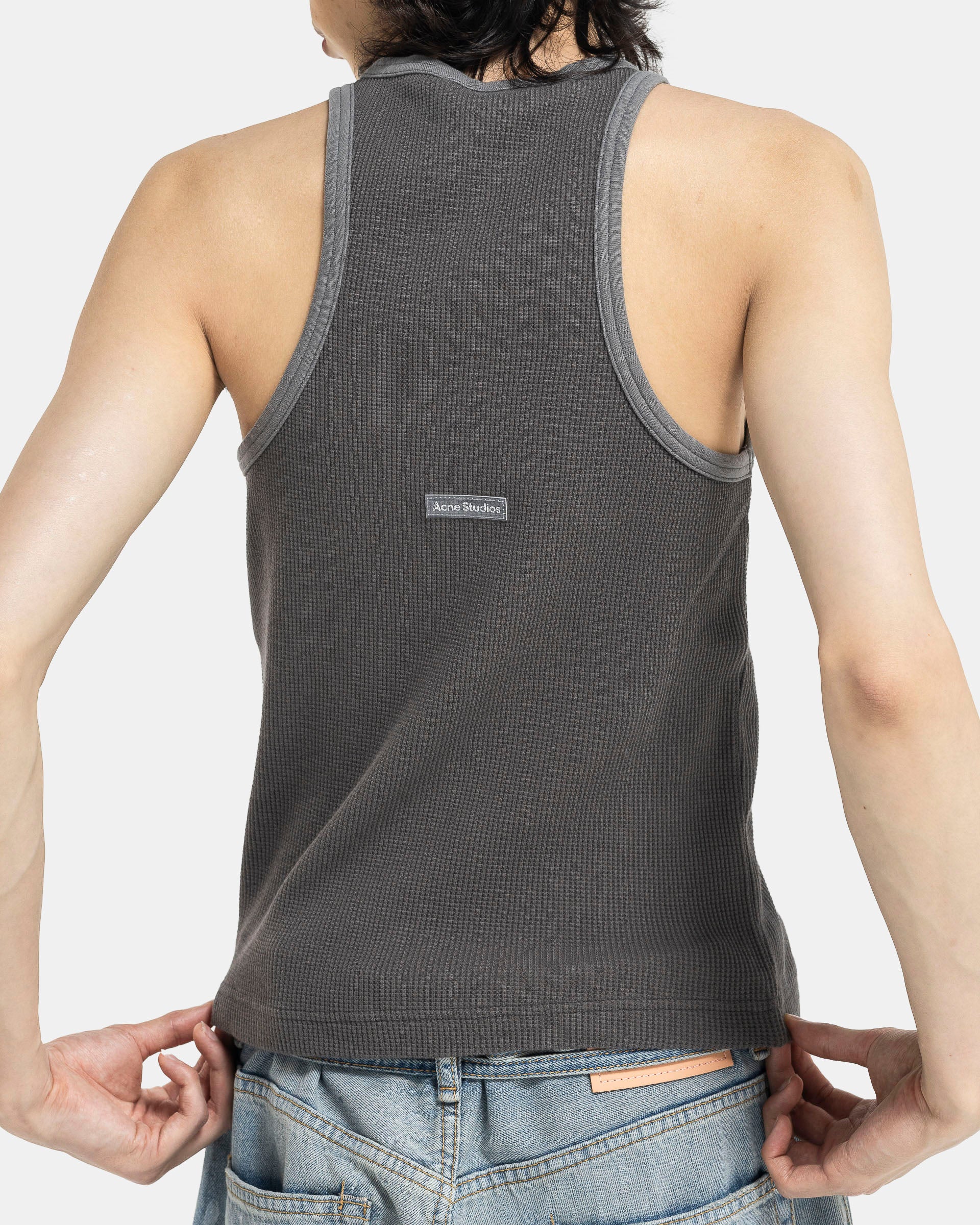 Fitted Tank Top in Faded Grey