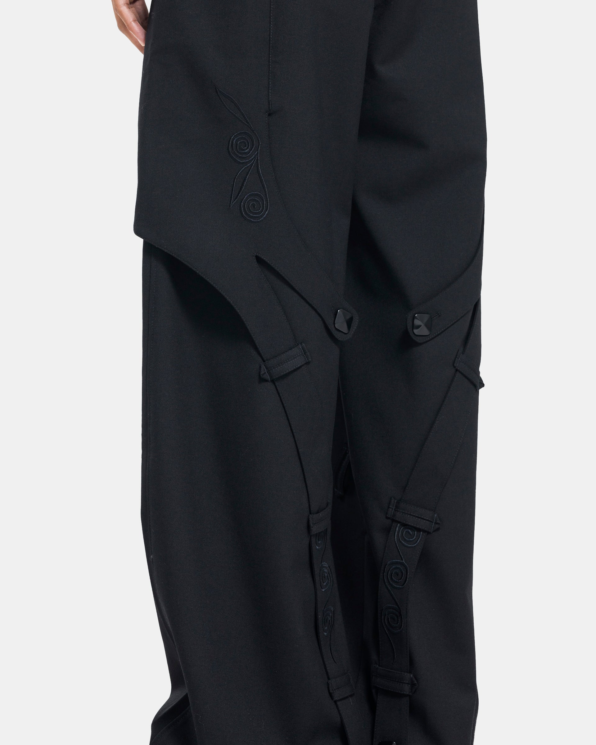 キコ•コスタディノフNESEBUR EMBROIDERED TROUSER | ヤマダウェブコム
