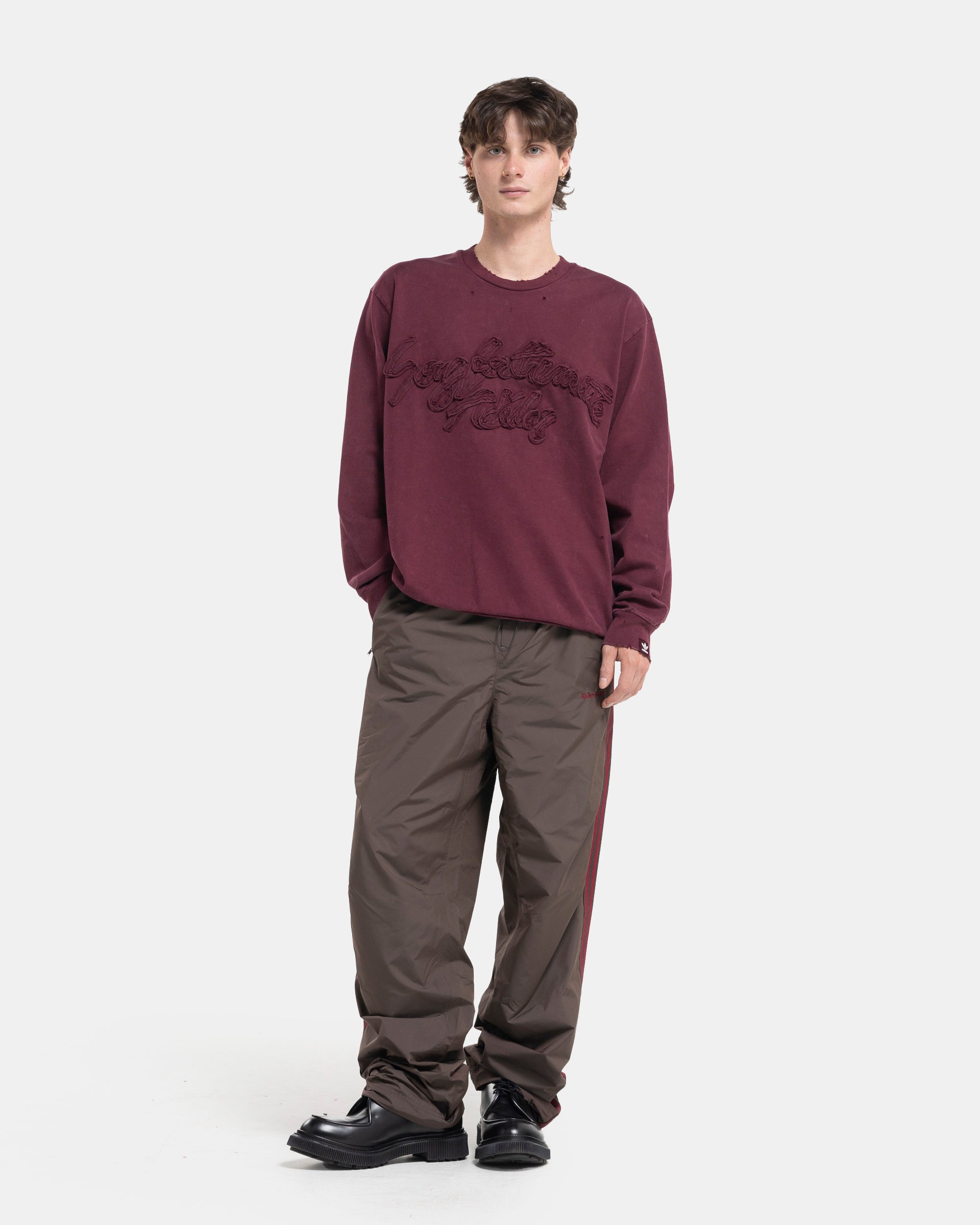 SFTM Distressed Longsleeve T-Shirt in Maroon