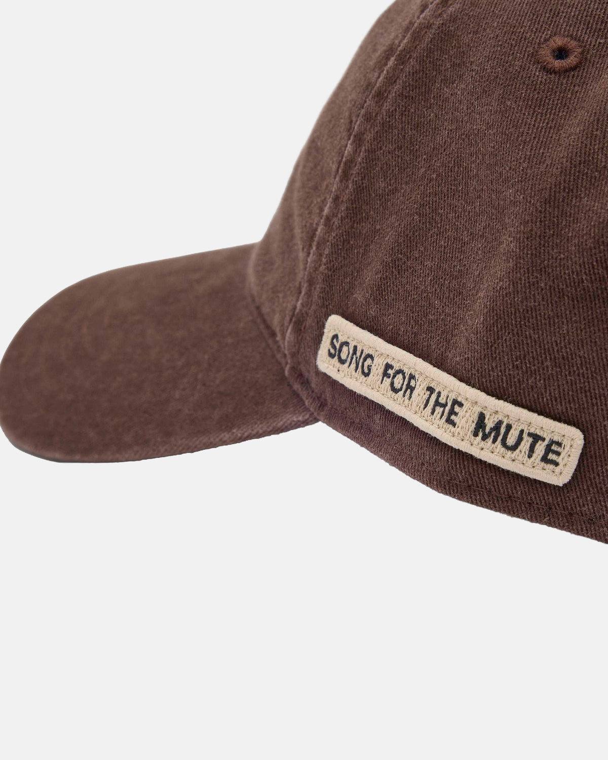 Adi008 Cap in Brown