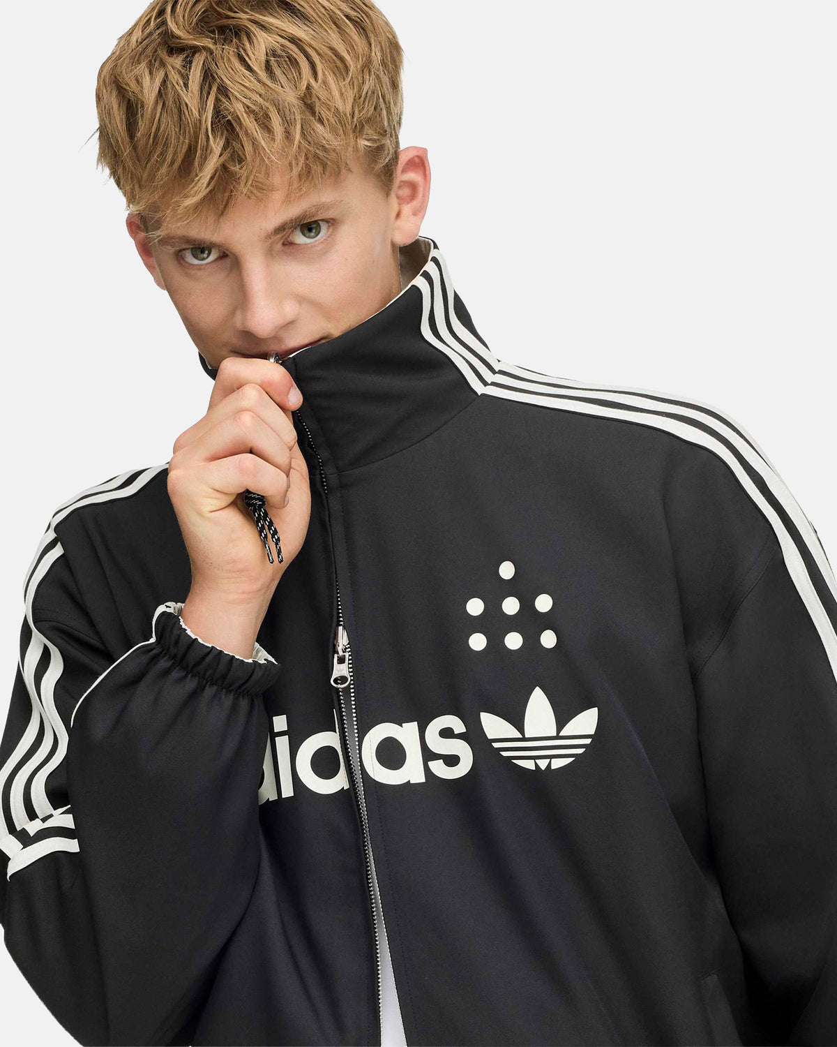 Adi008 Track Jacket in Black