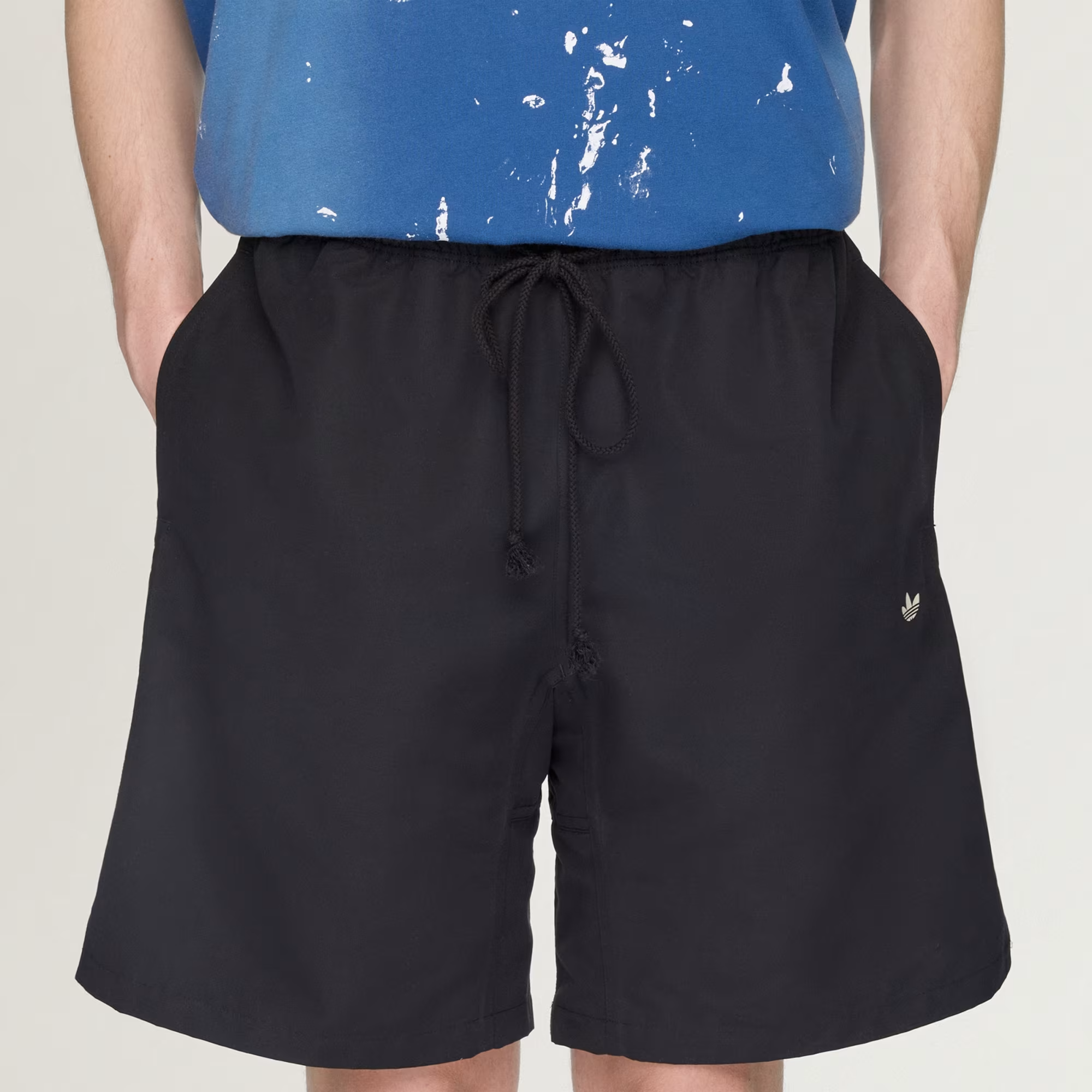 SFTM 007 Shorts in Black