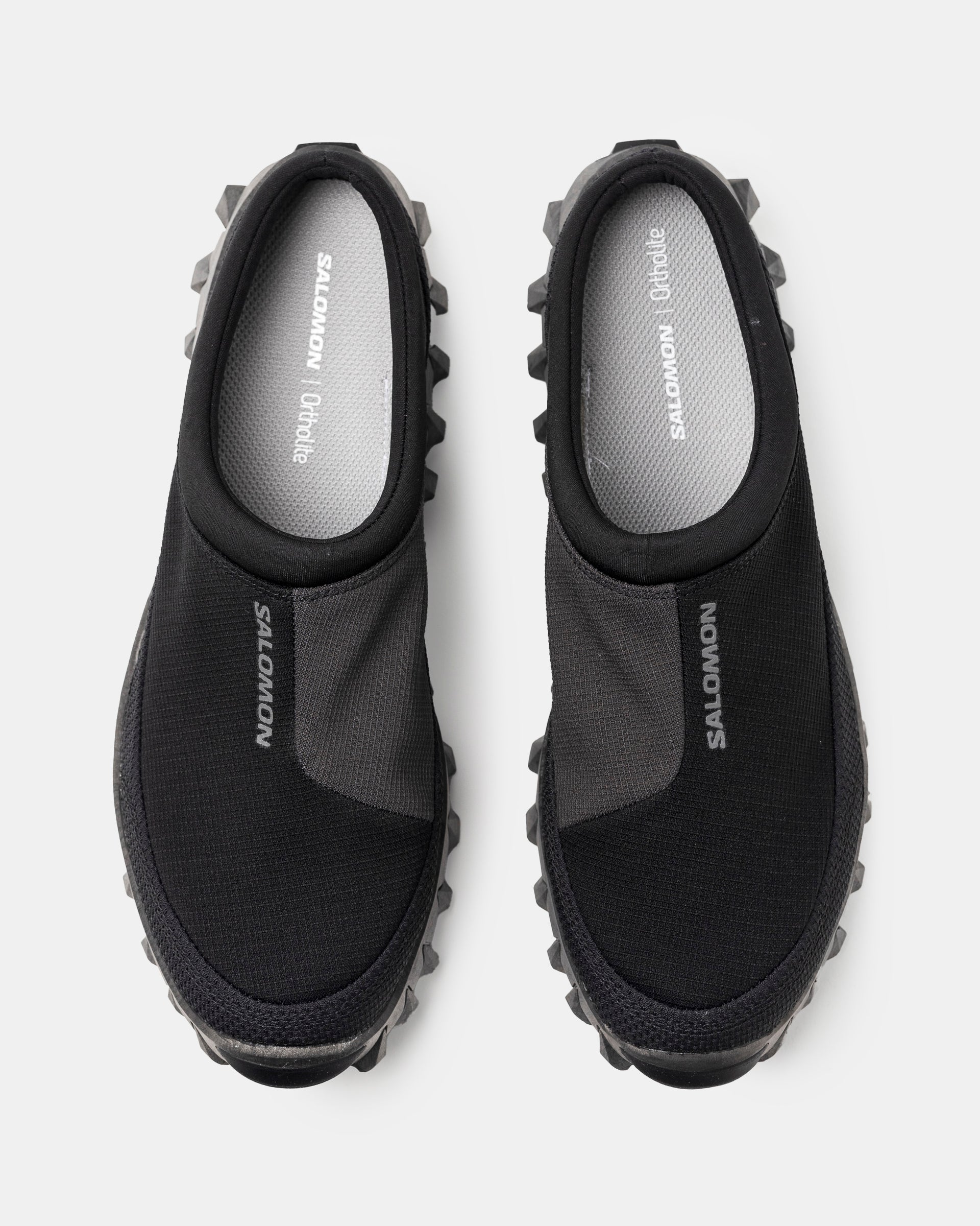 SNOWCLOG in Black and Asphalt