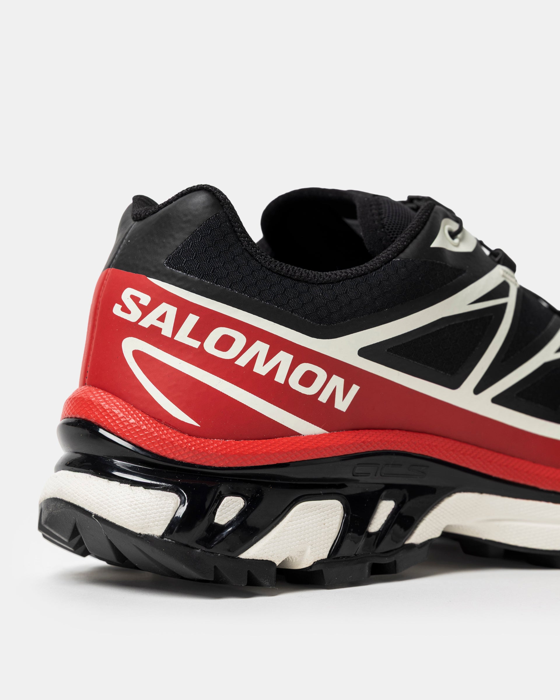 XT-6 GTX in Black and Red