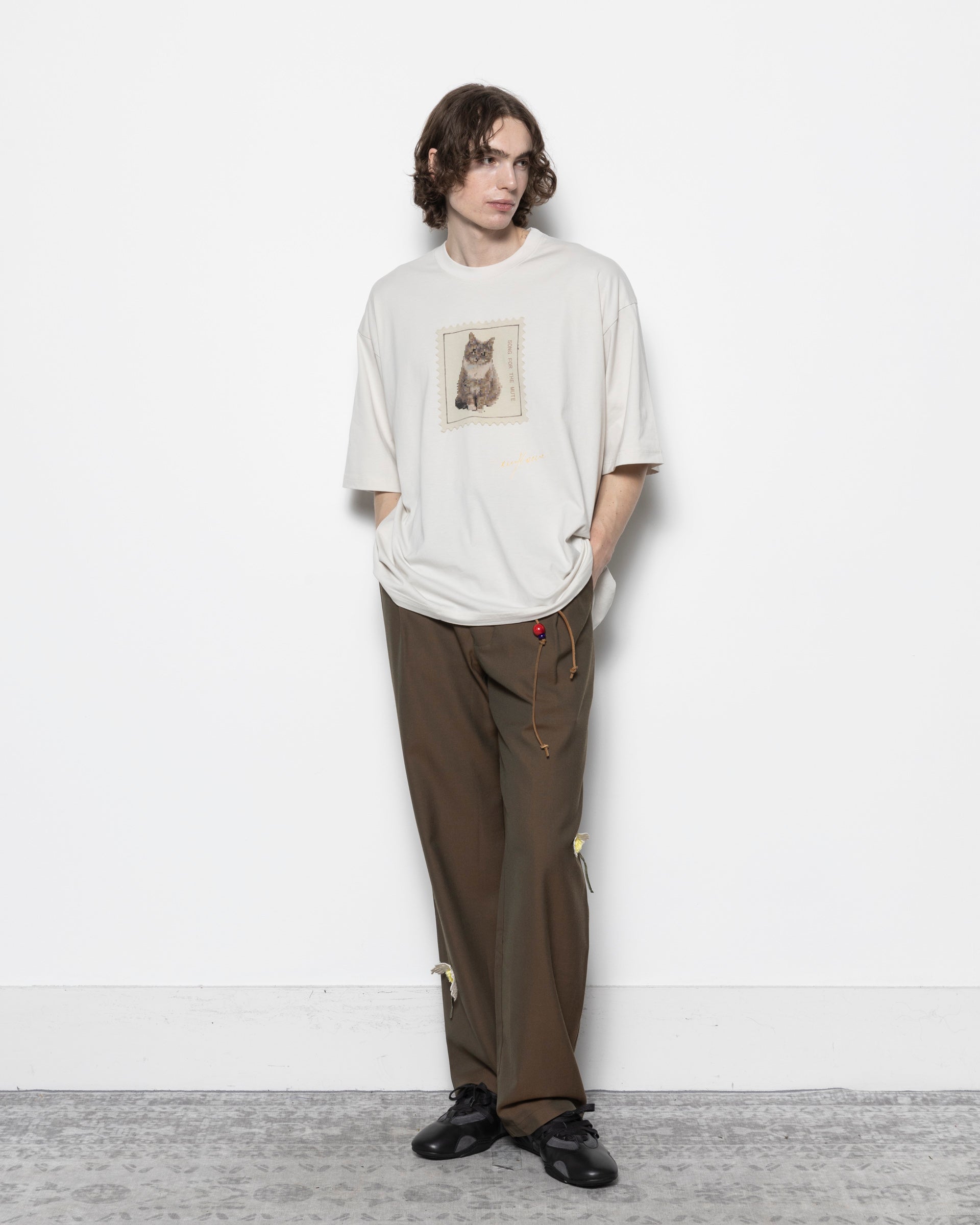 Minou Stamp Gym Tee in Off White