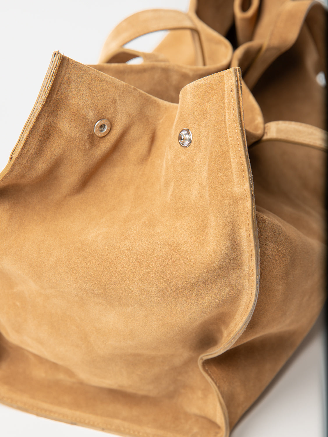 Maxi Shopper Bag in Camel