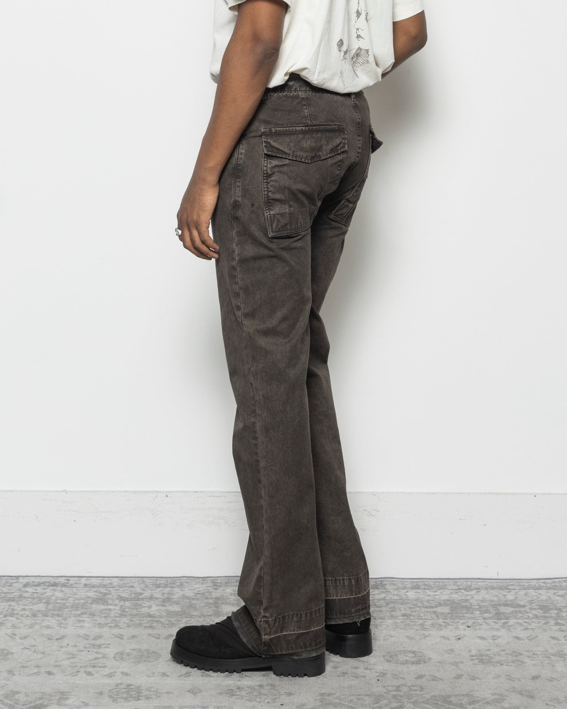 Darted Jeans in Dark Brown