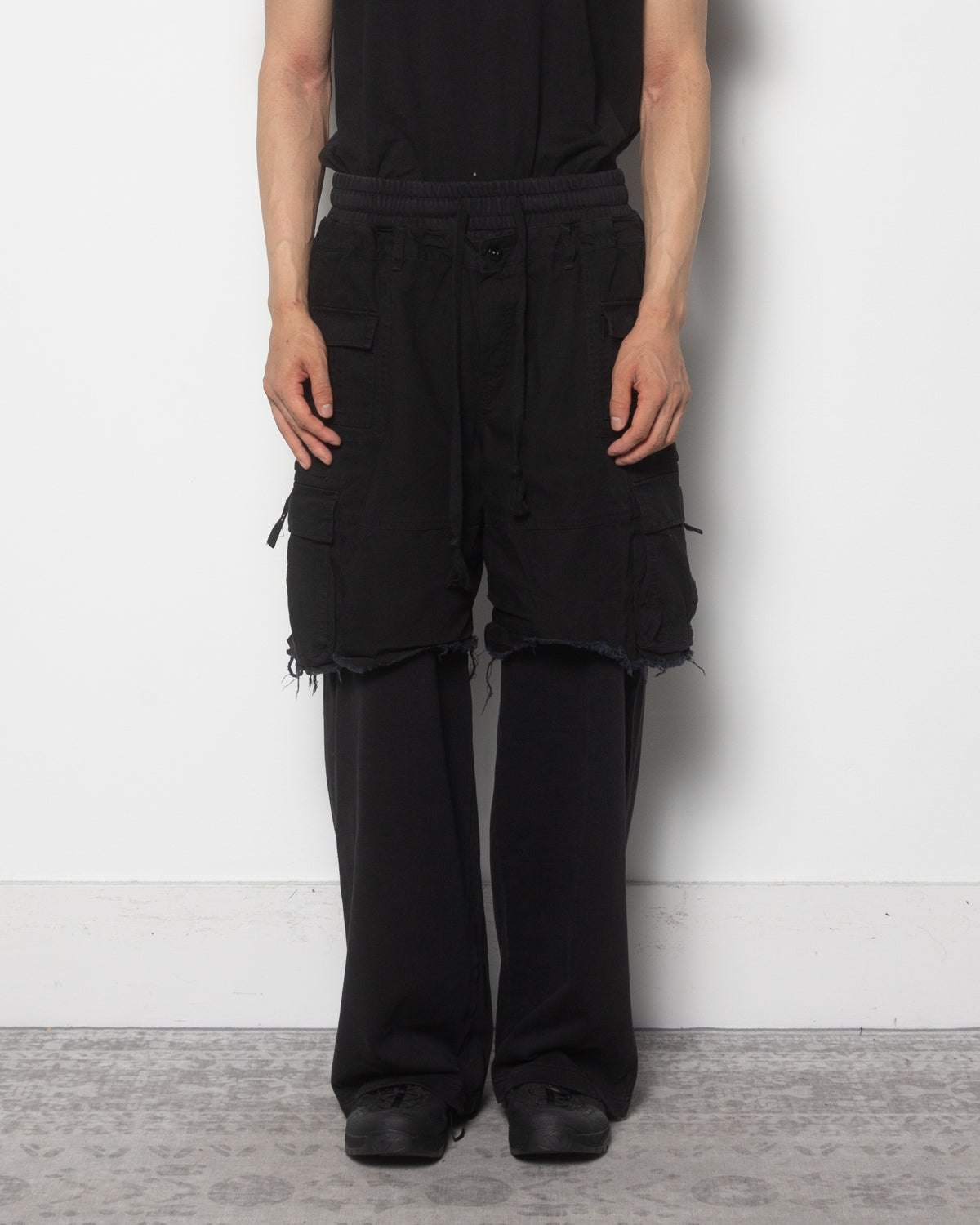 Hybrid Pants in Black