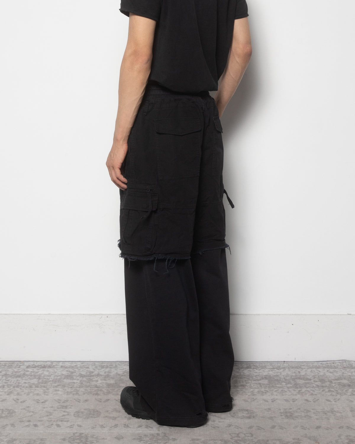 Hybrid Pants in Black