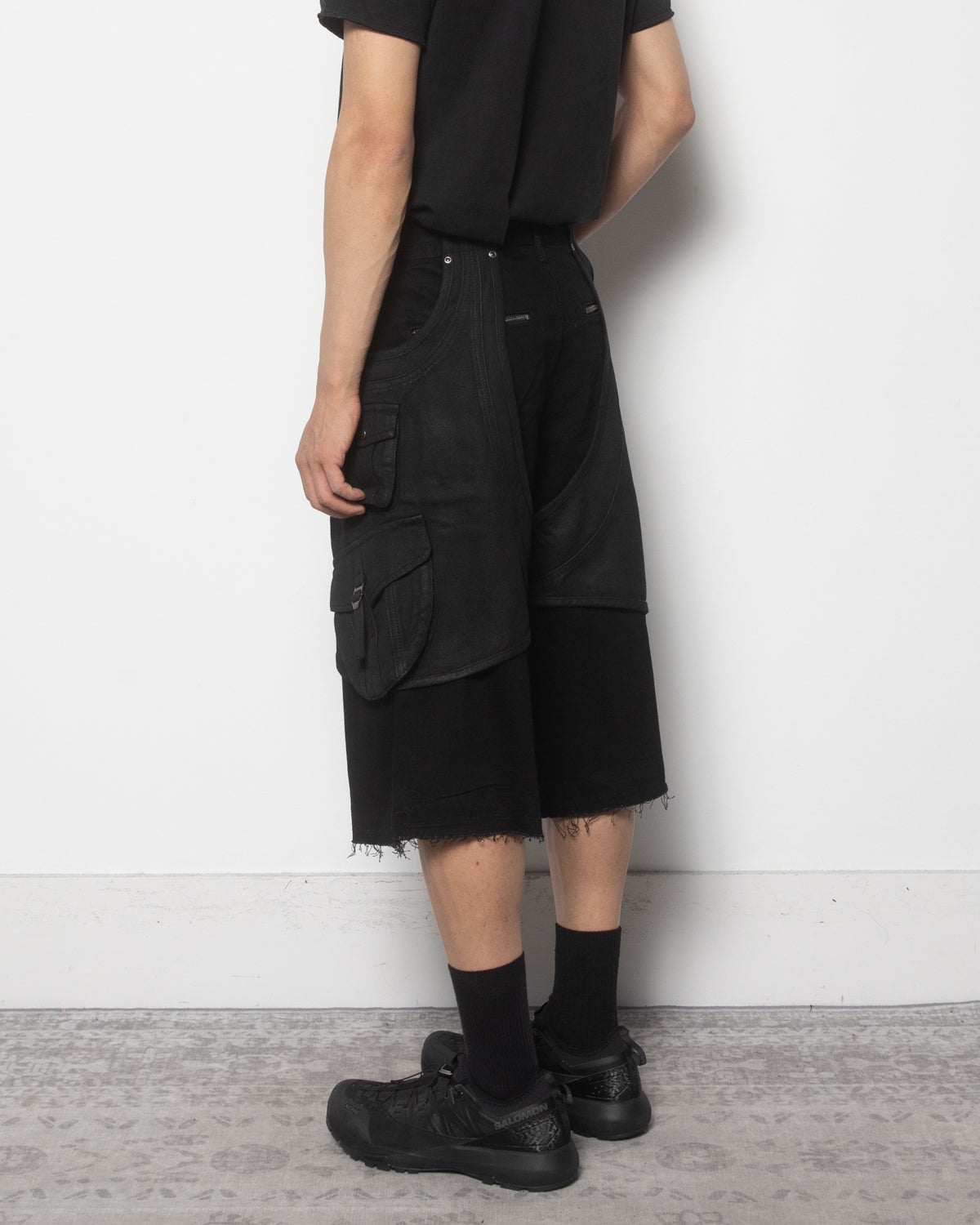 Parasite Jorts in Washed Black