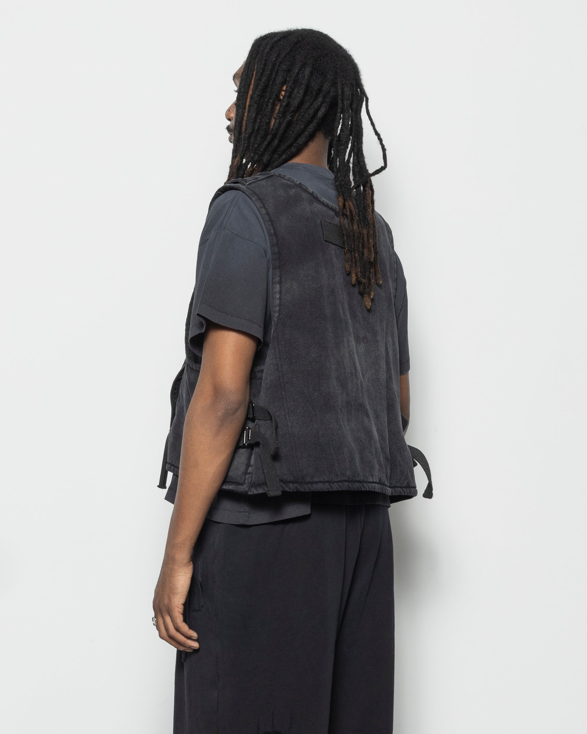 Riot Vest in Washed Grey