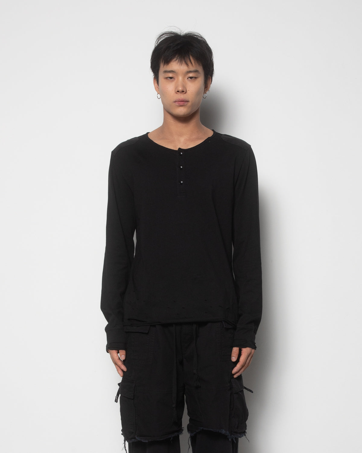 Void Henley Shirt in Black