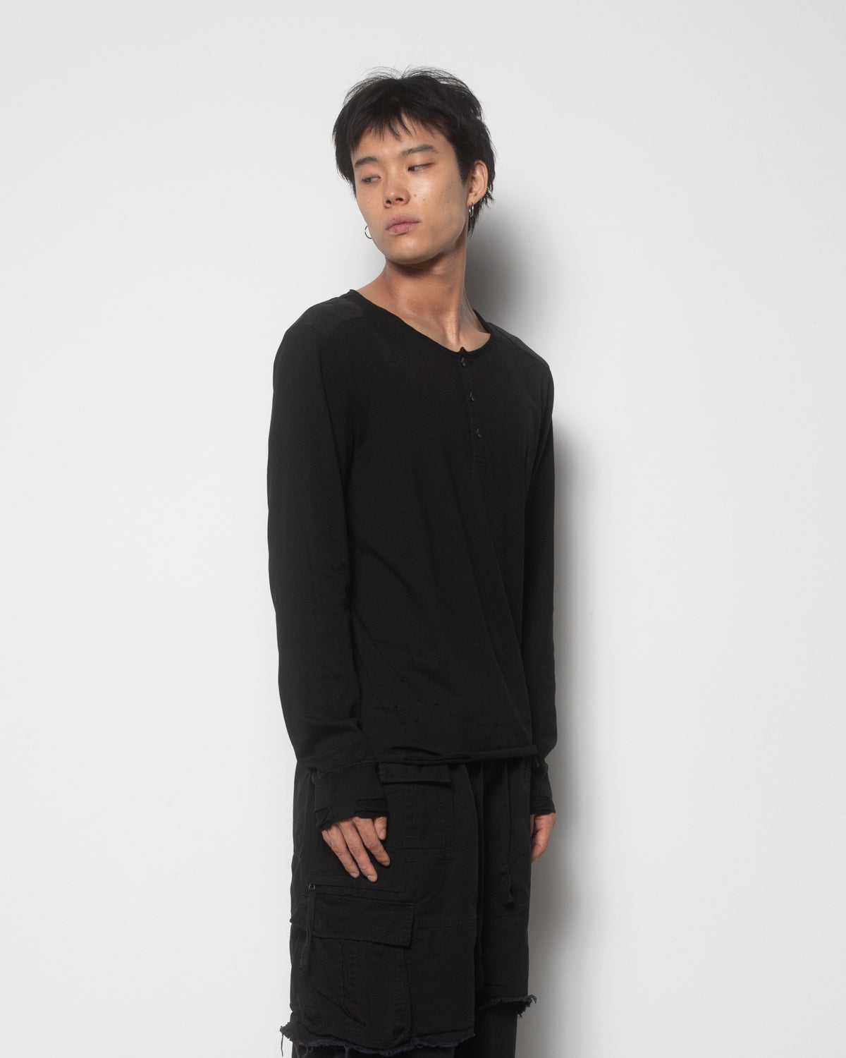 Void Henley Shirt in Black