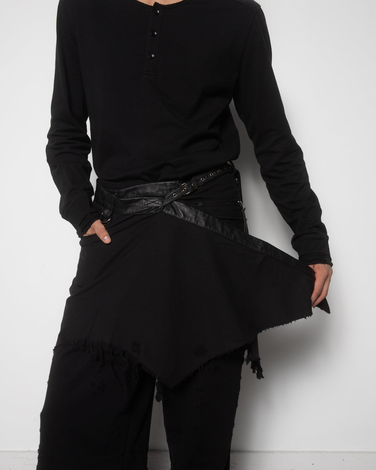 Wanderer Wrap Skirt in Black