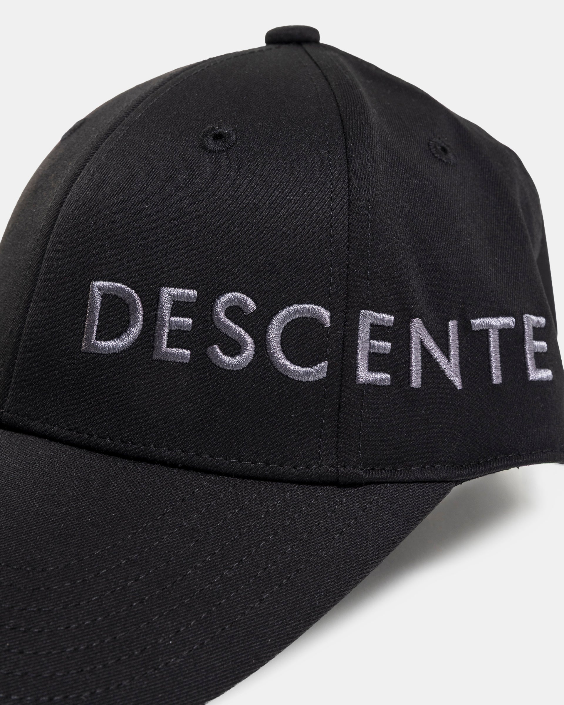 Twill Logo Ball Cap in Black