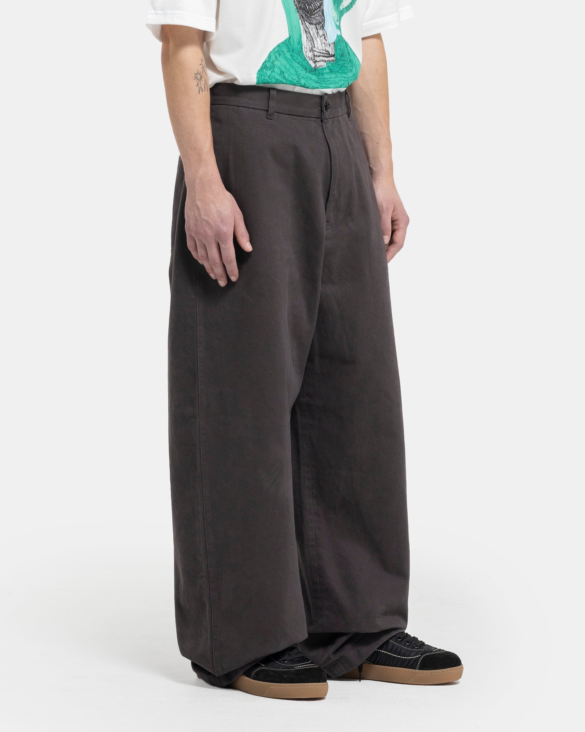 Twill Trouser in Stone Black