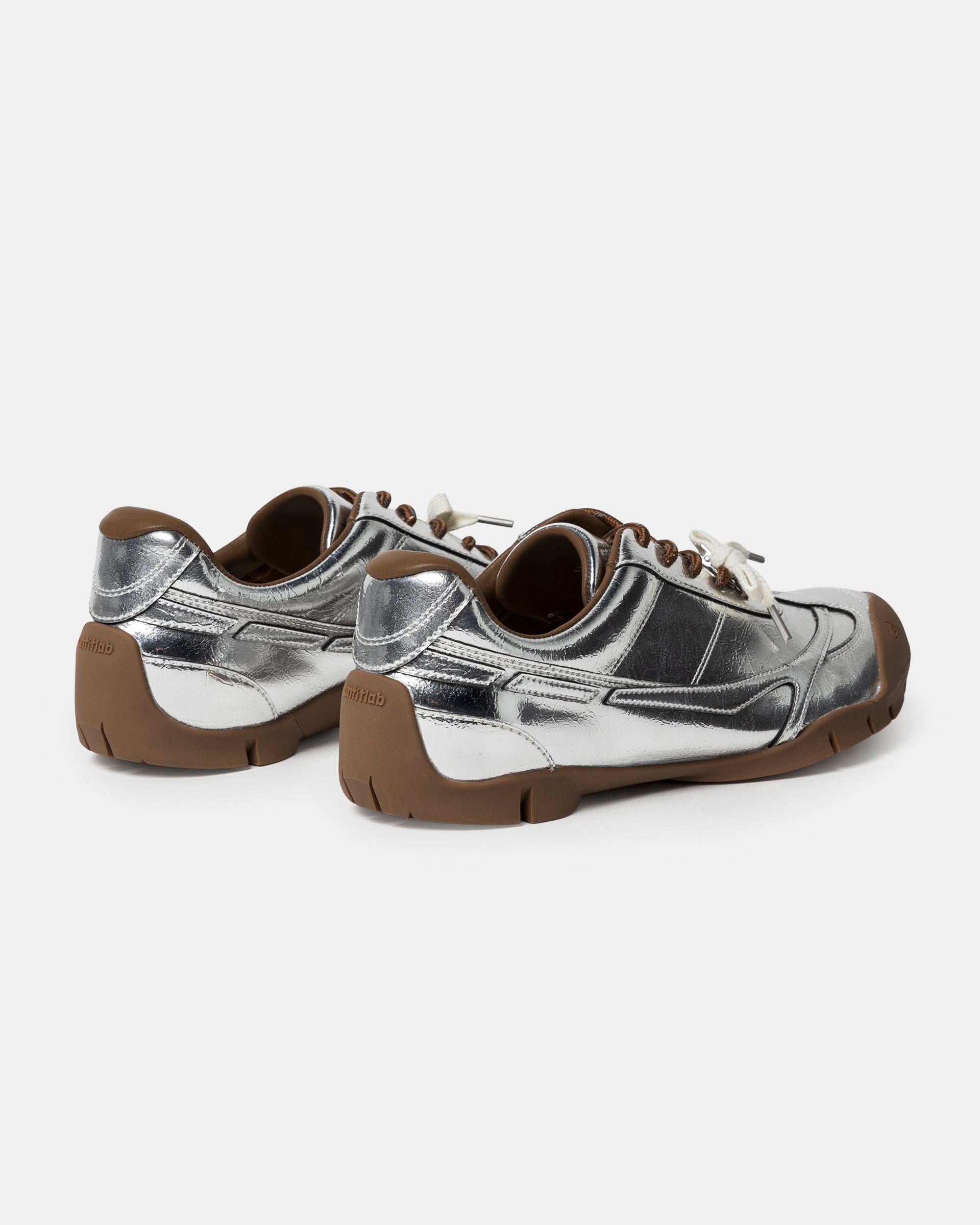 Swift Trek Bow Camping Sneakers in Silver