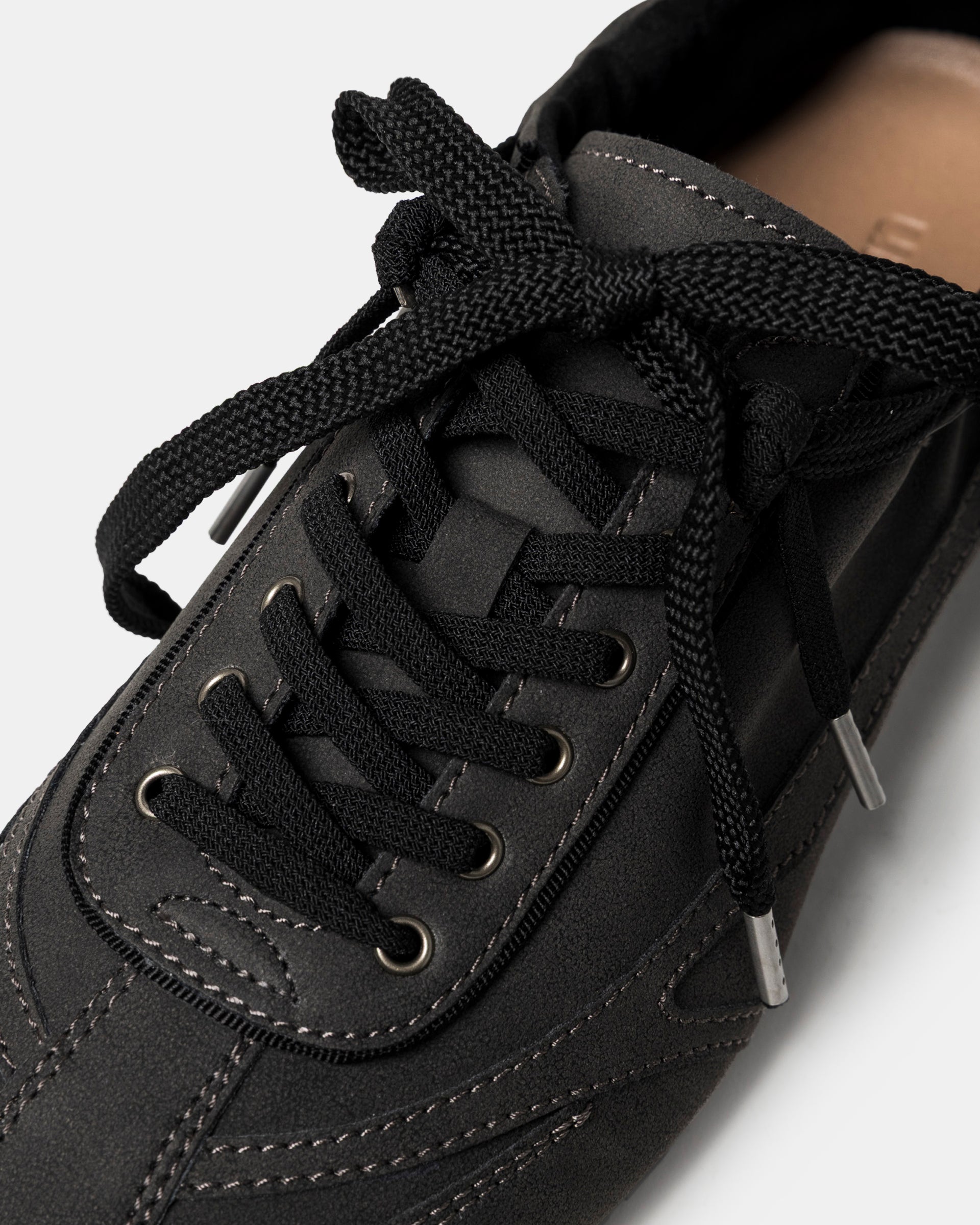 Swift Trek Bow Trainers in Dark Grey