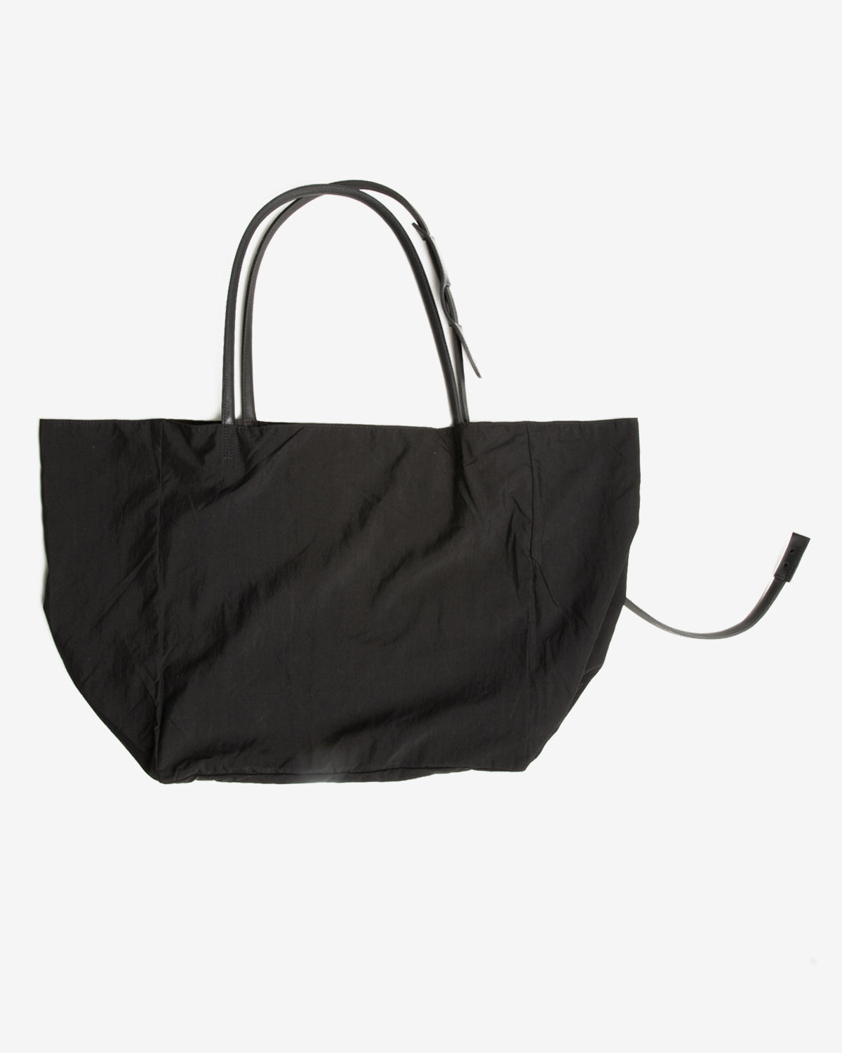 EP.10 01 Bag in Black