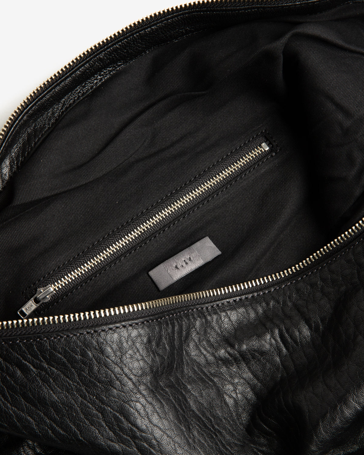 EP.8 01 Bag in Black