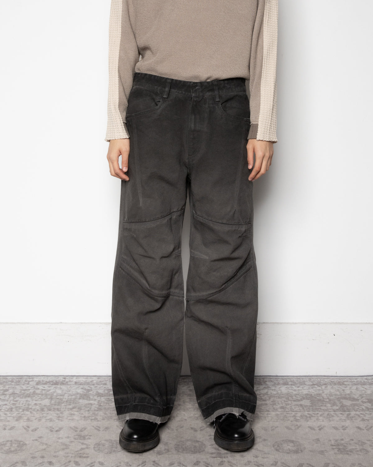 EP.8 01 Trousers in Washed Black
