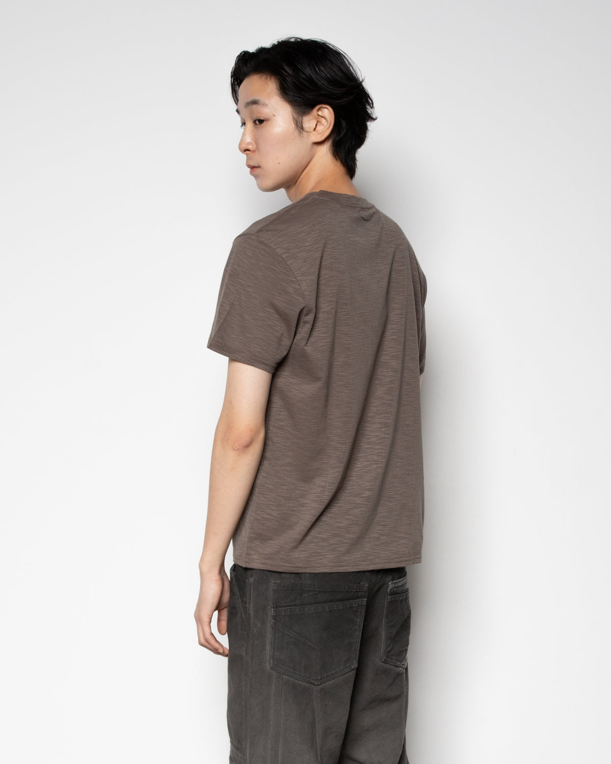EP.8 02 T-Shirt in Brown