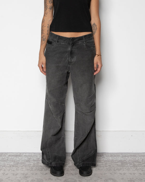 EP.8 Women 03 Trousers in Black