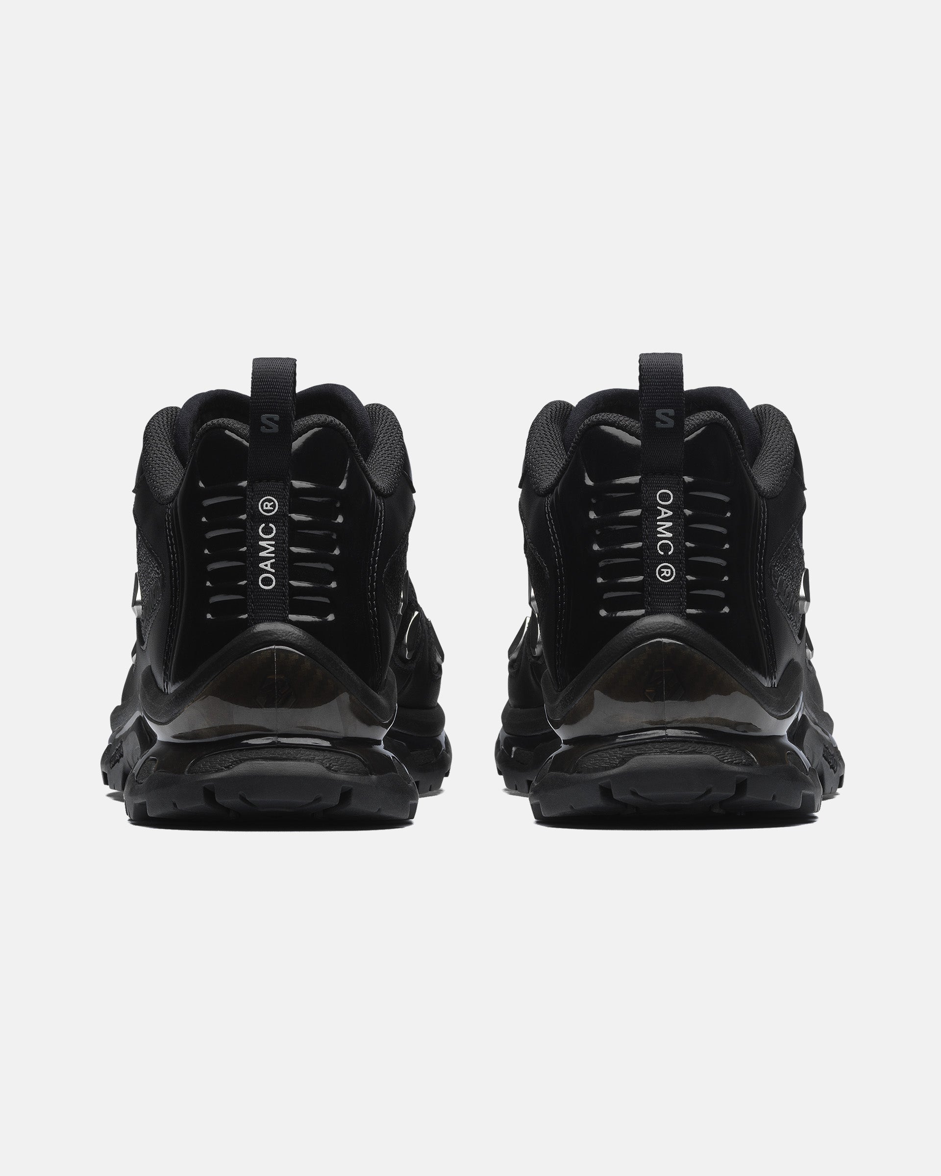 XT-Quest OAMC in Black