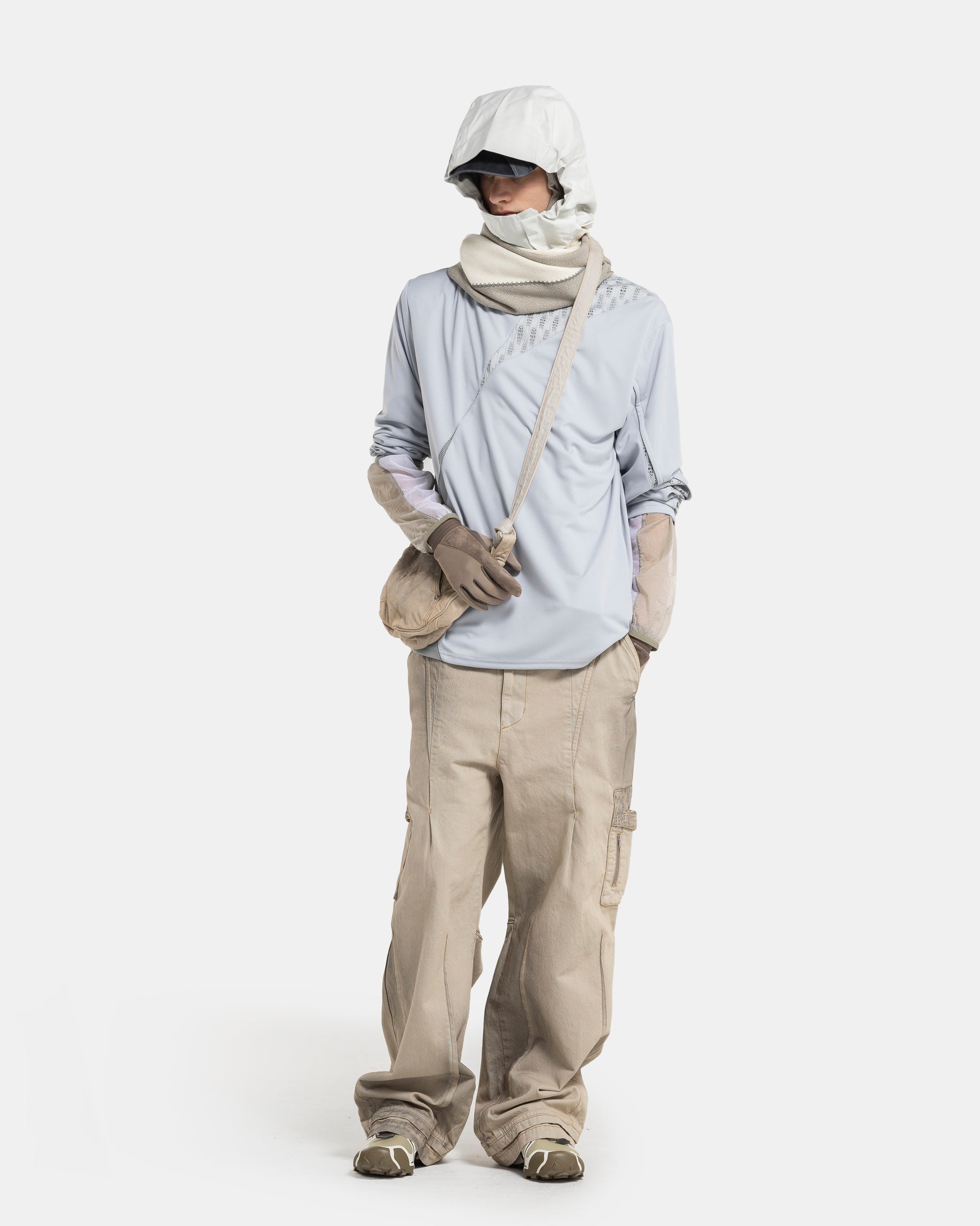 01 Hooded Muffler in Ivory