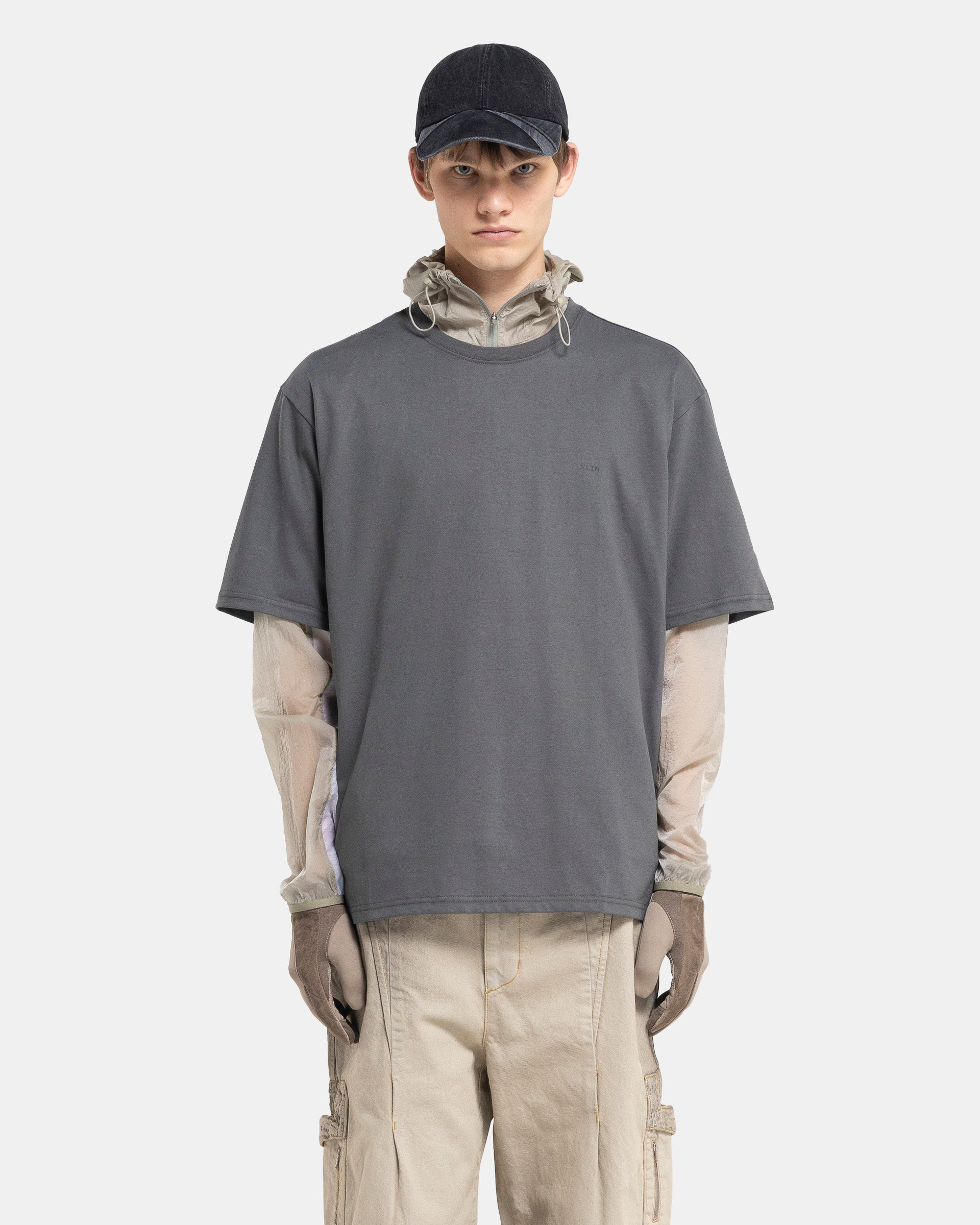 01 Panelled T-Shirt in Charcoal