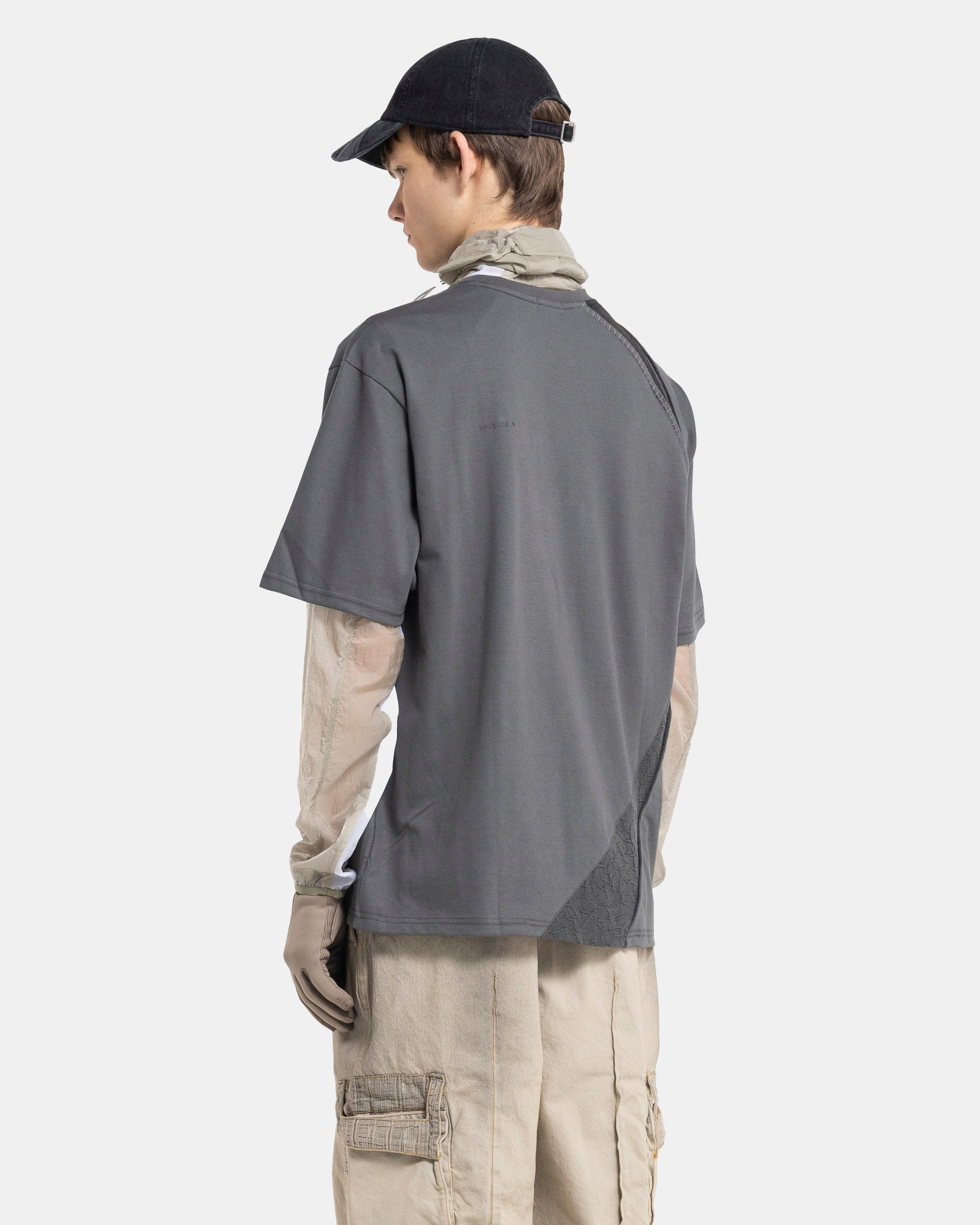 01 Panelled T-Shirt in Charcoal