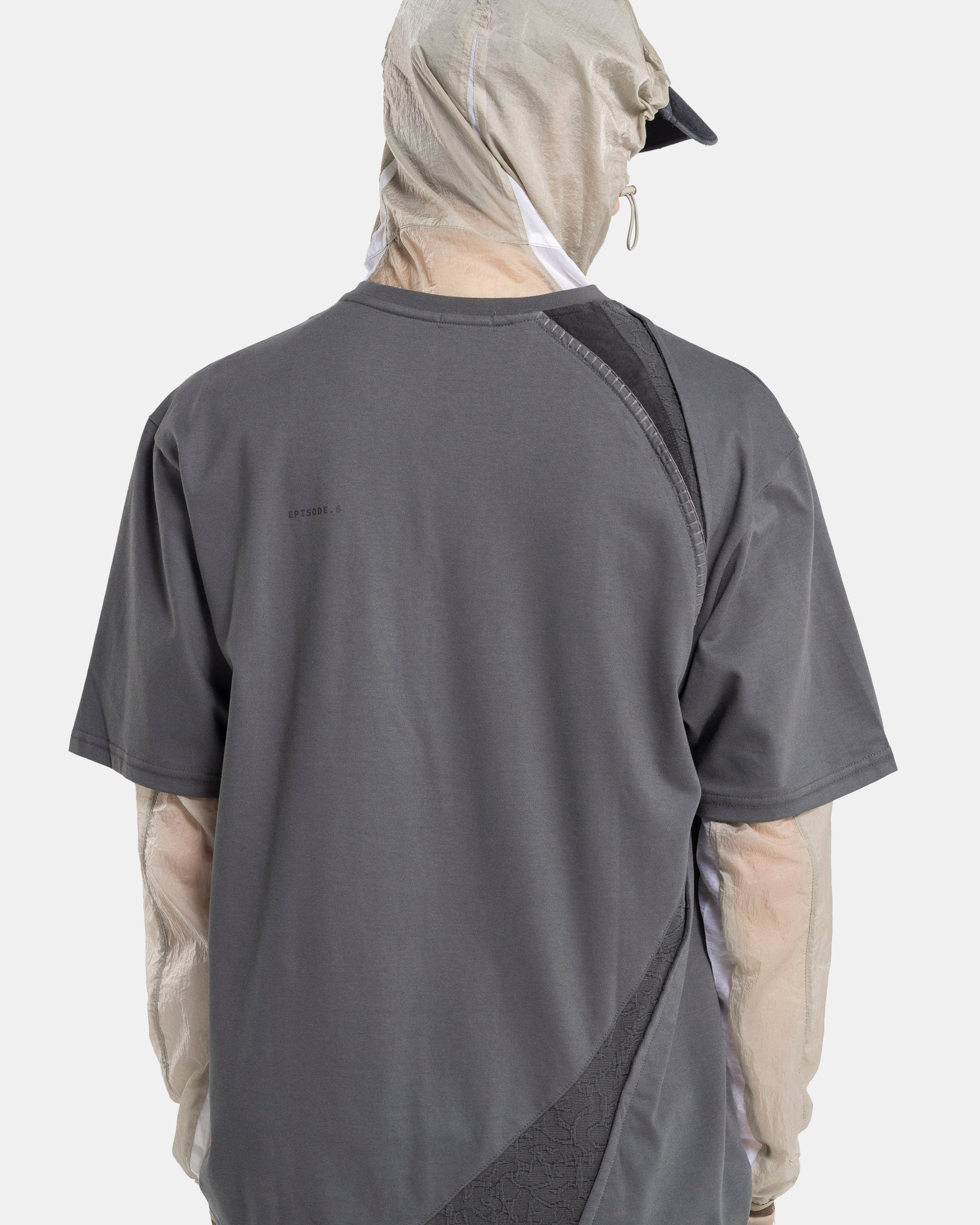 01 Panelled T-Shirt in Charcoal