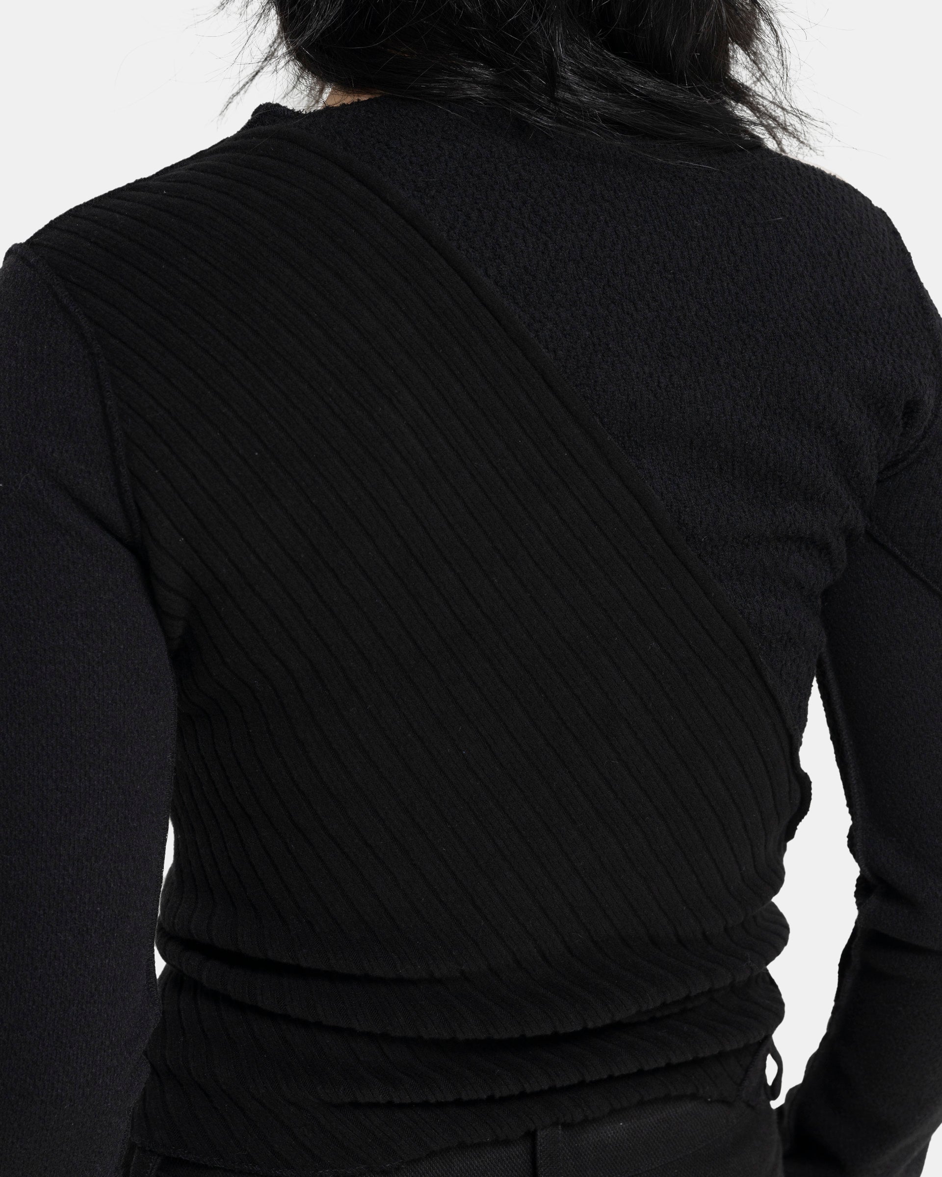 02 Asymmetric Knit in Black