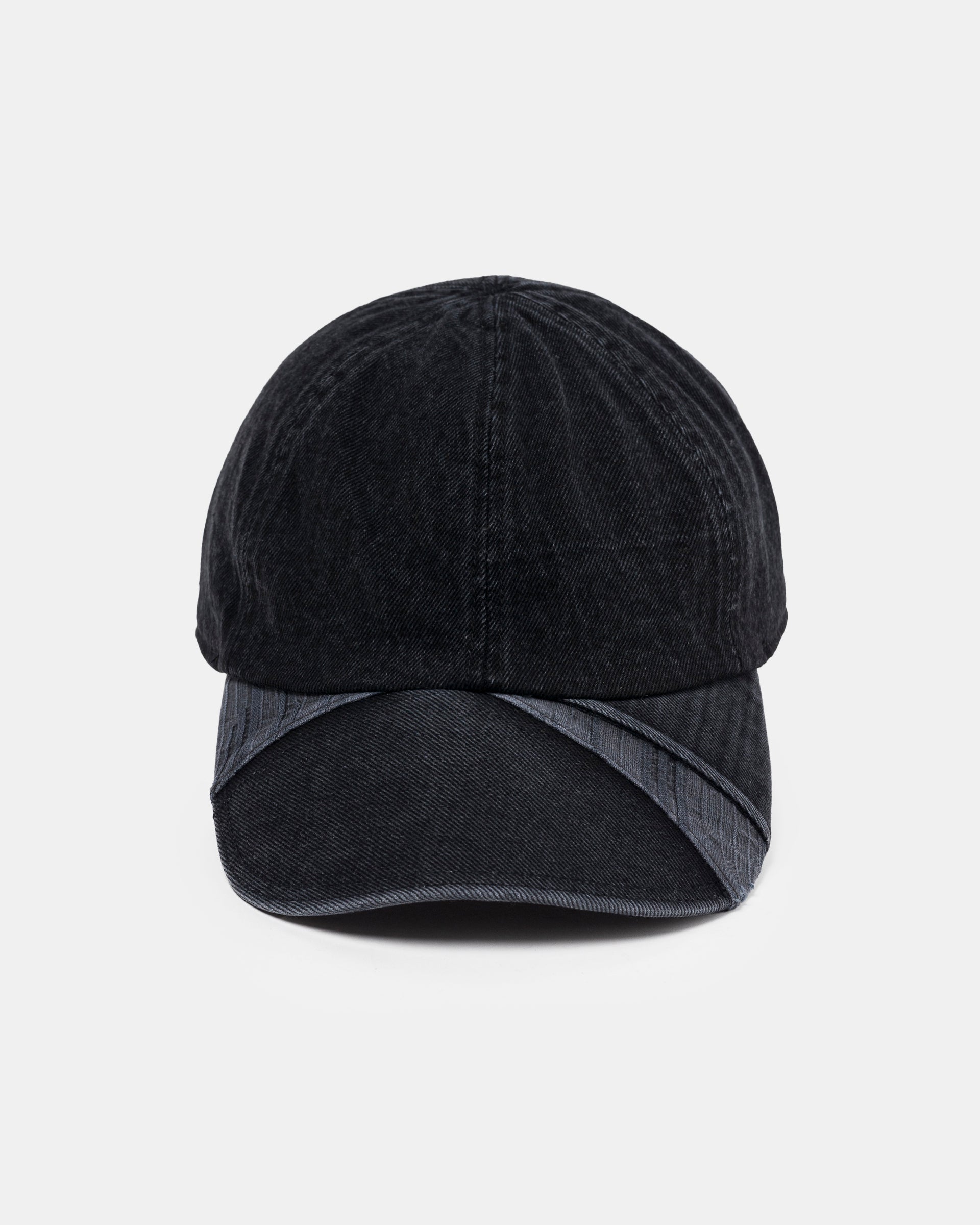 02 Panelled Cap in Black