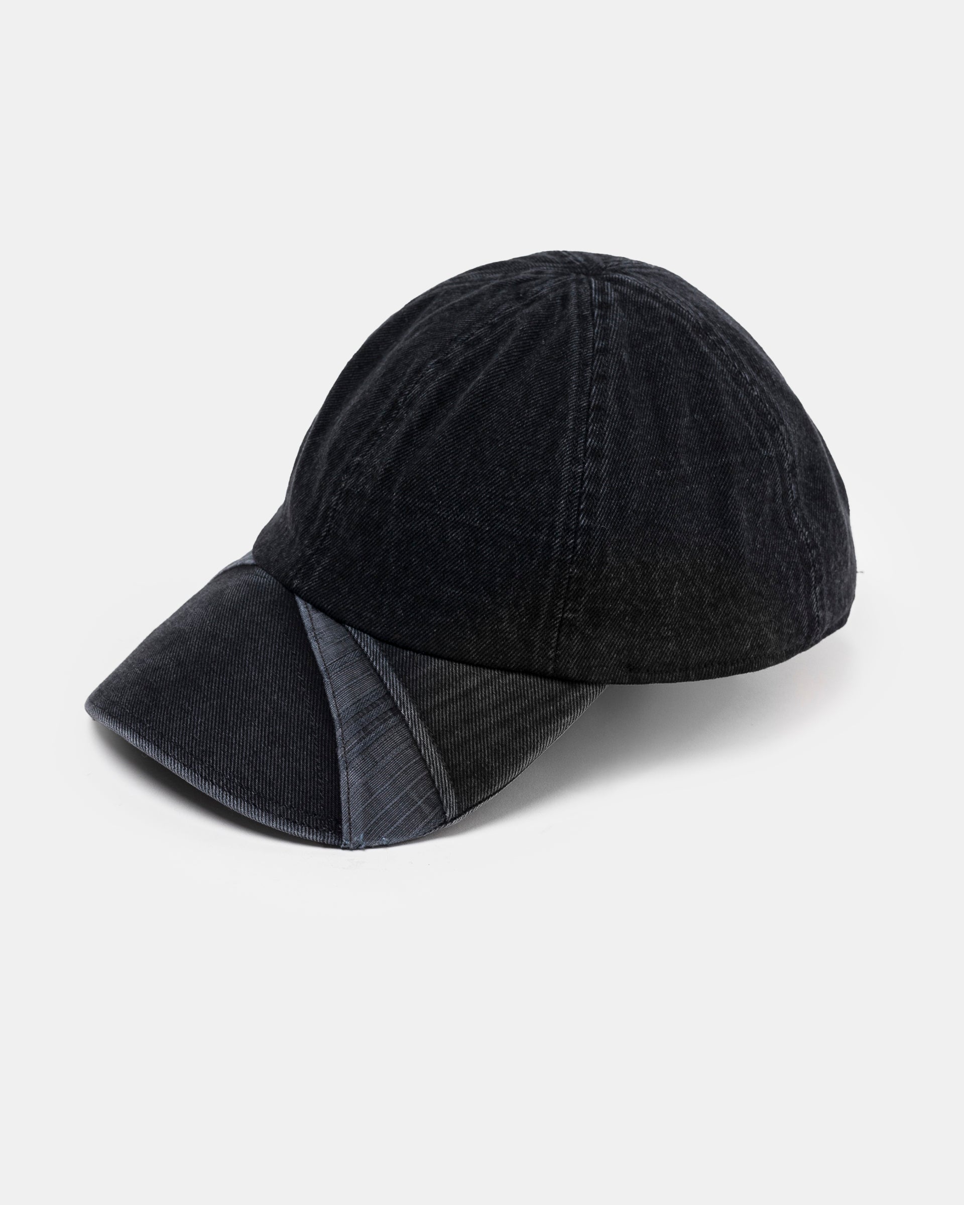 02 Panelled Cap in Black