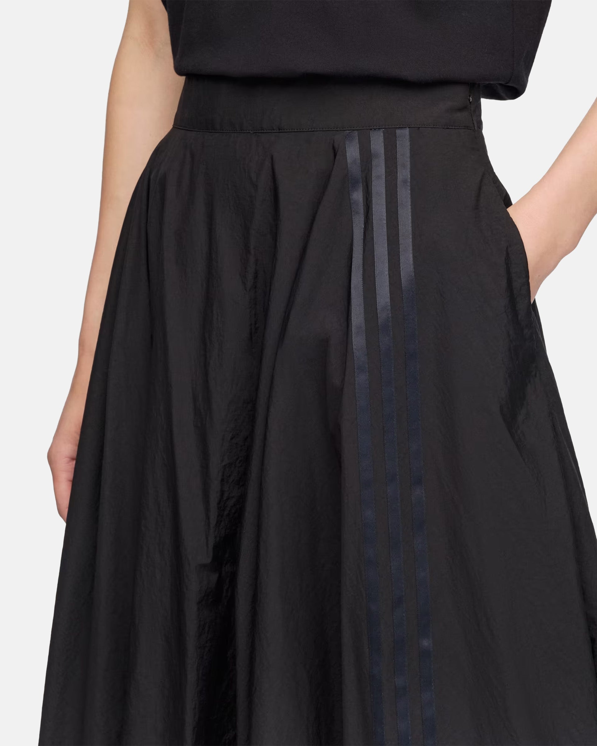 Y-3 Gradient 3-Stripes Nylon Balloon Skirt in Black