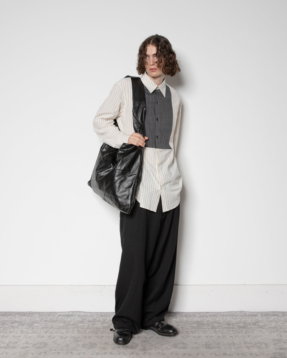 New Standard Wallet Pants in Black