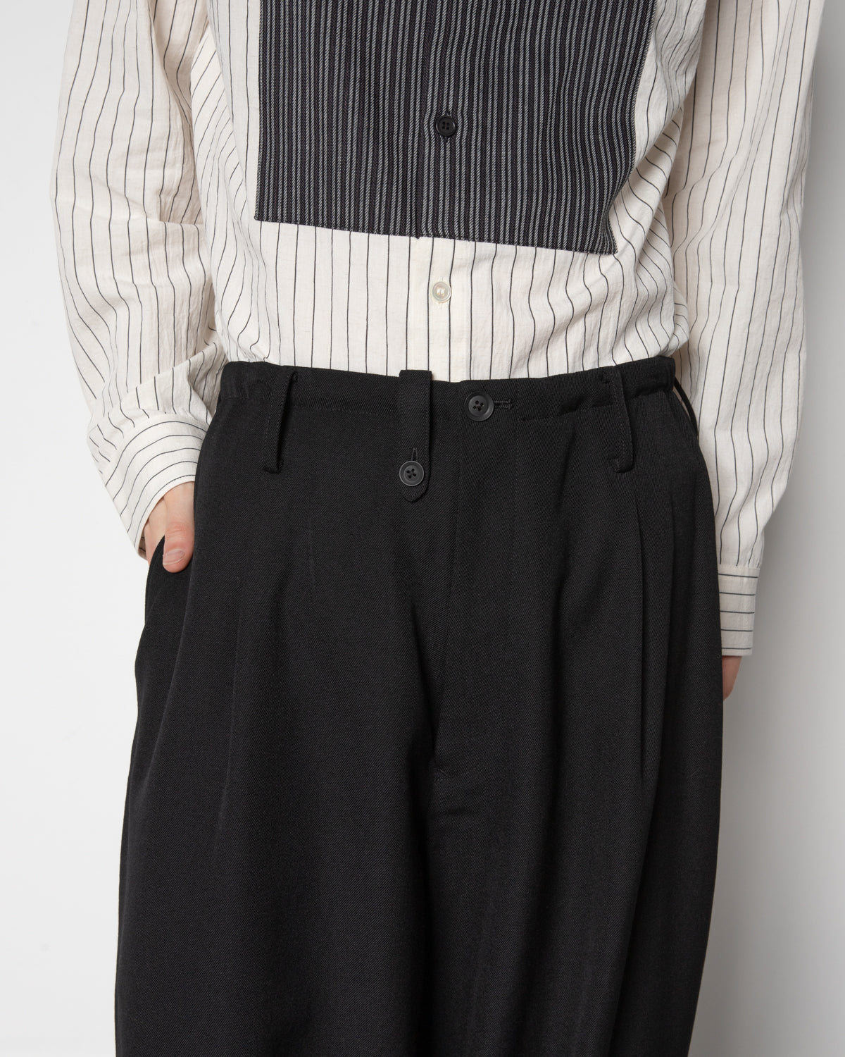 New Standard Wallet Pants in Black