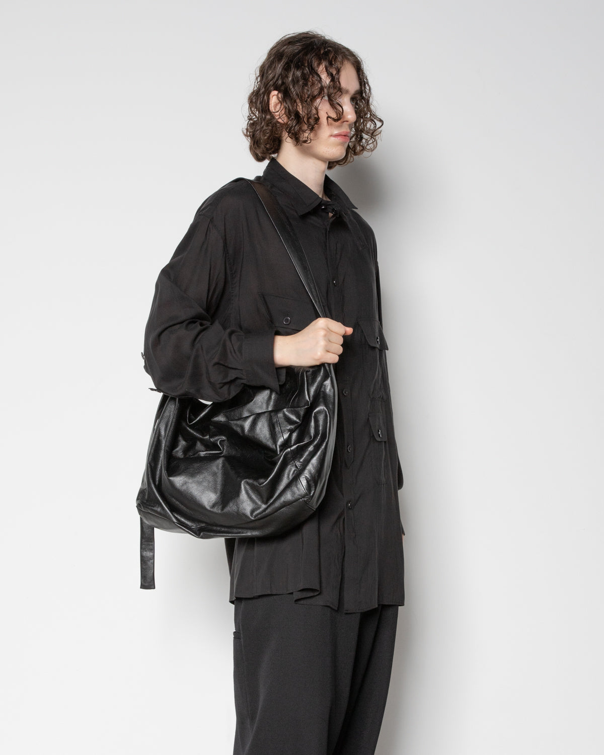 Puff Crossbody M in Black