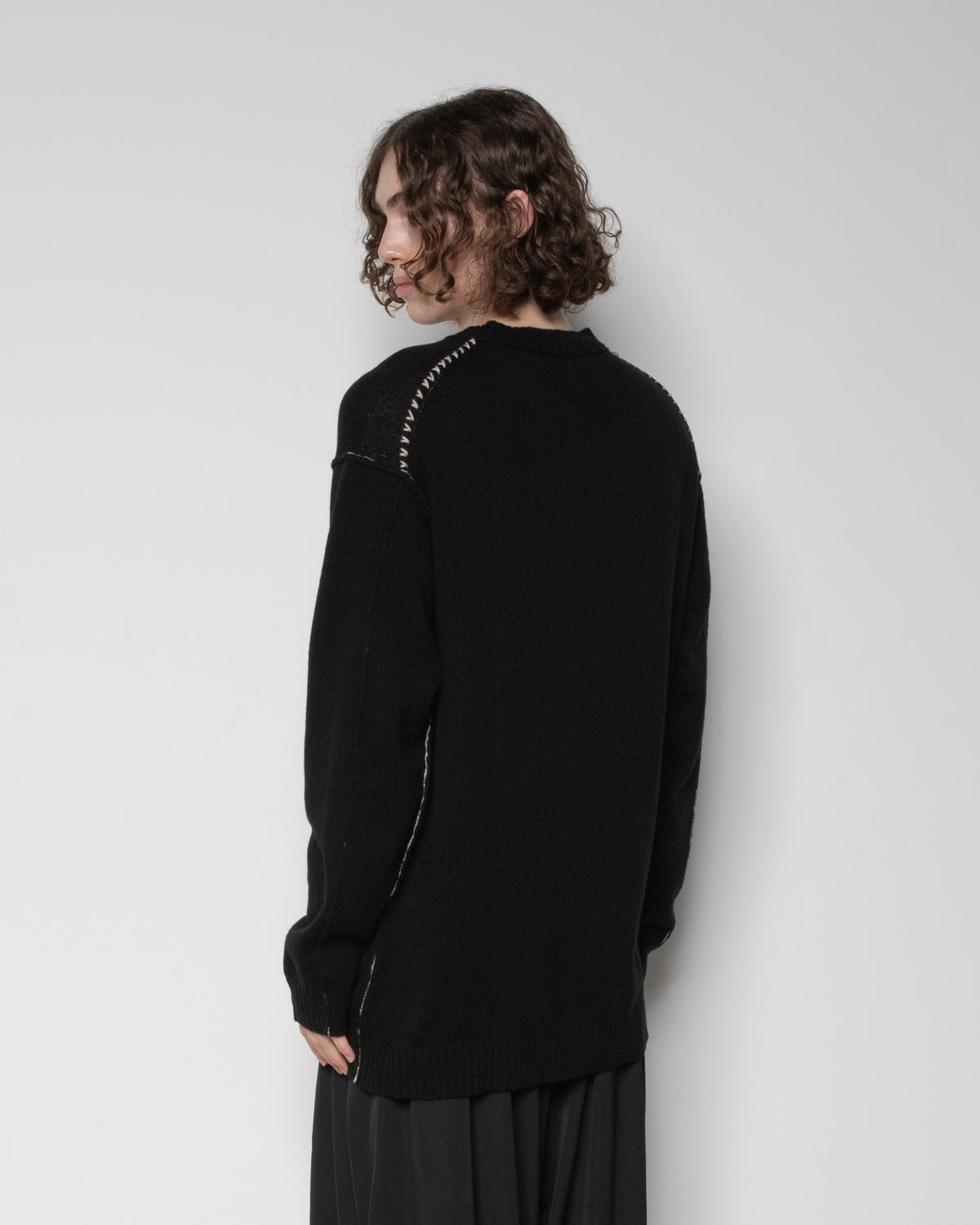 Single Jersey Embroidery Crewneck in Black
