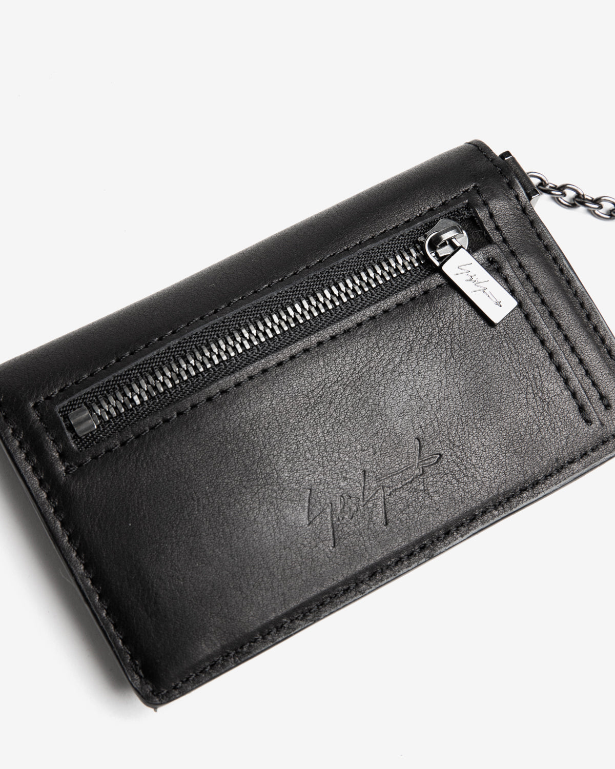 Triangle Flap Case in Black