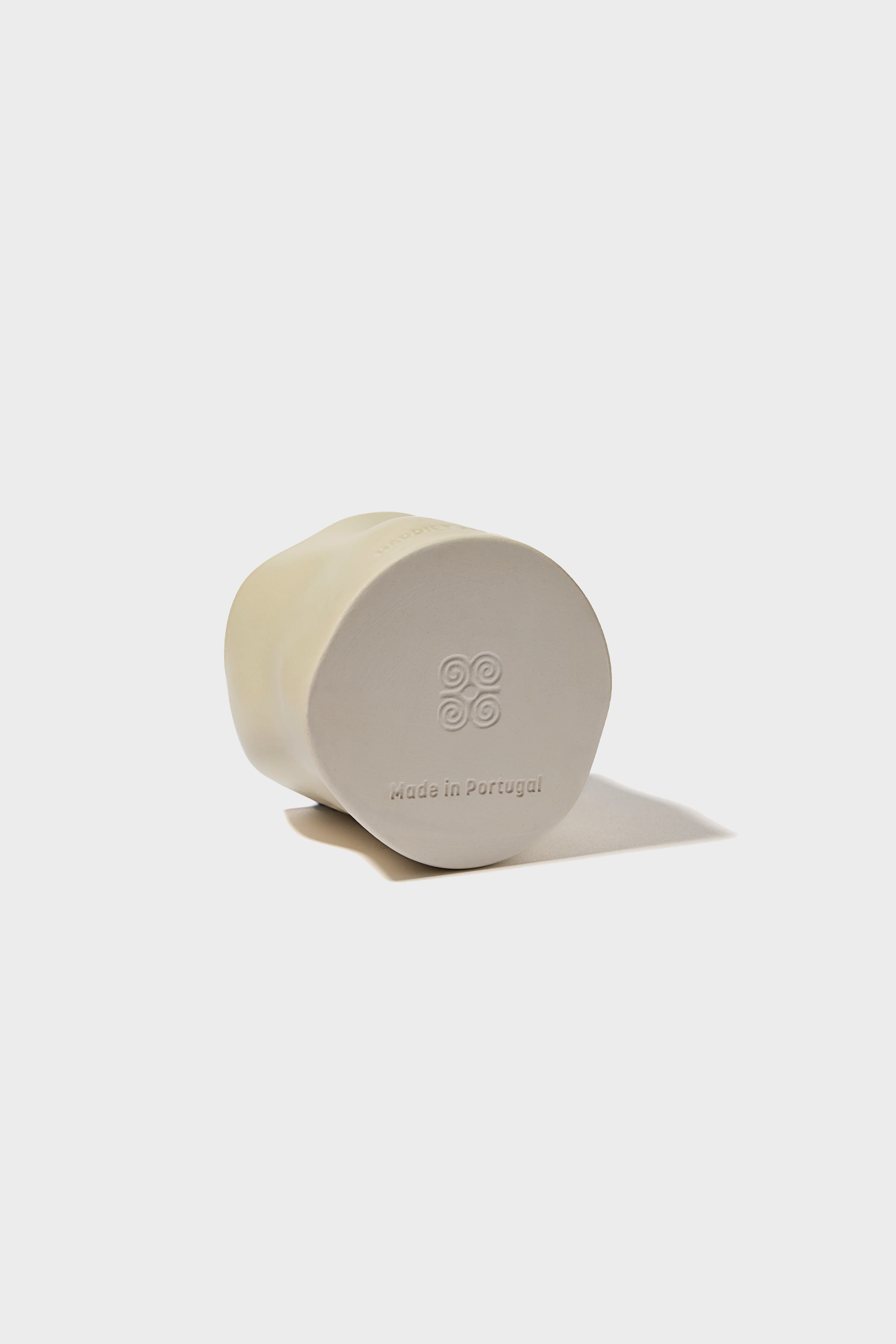 Ama Creme Candle