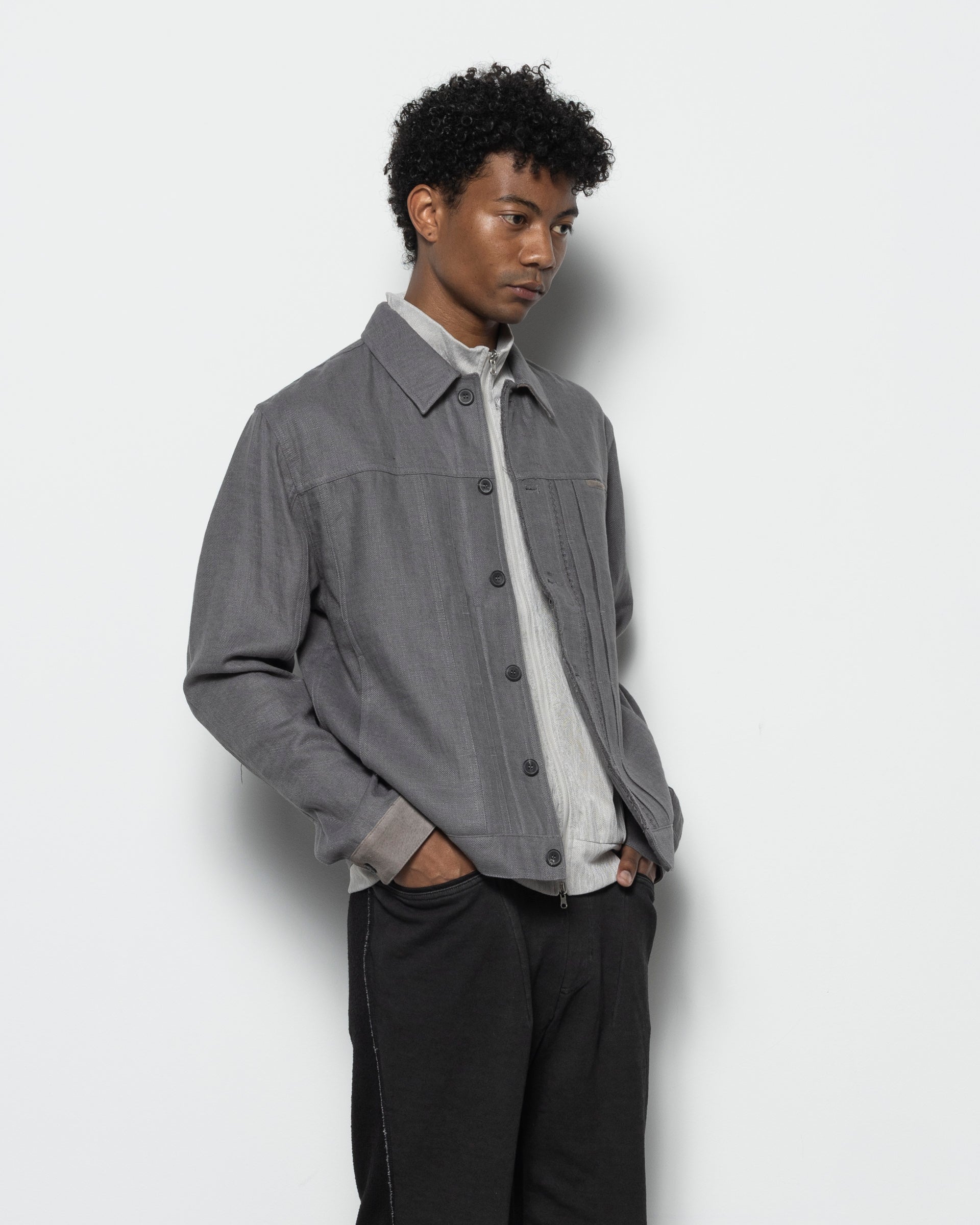 09 Jacket in Grey