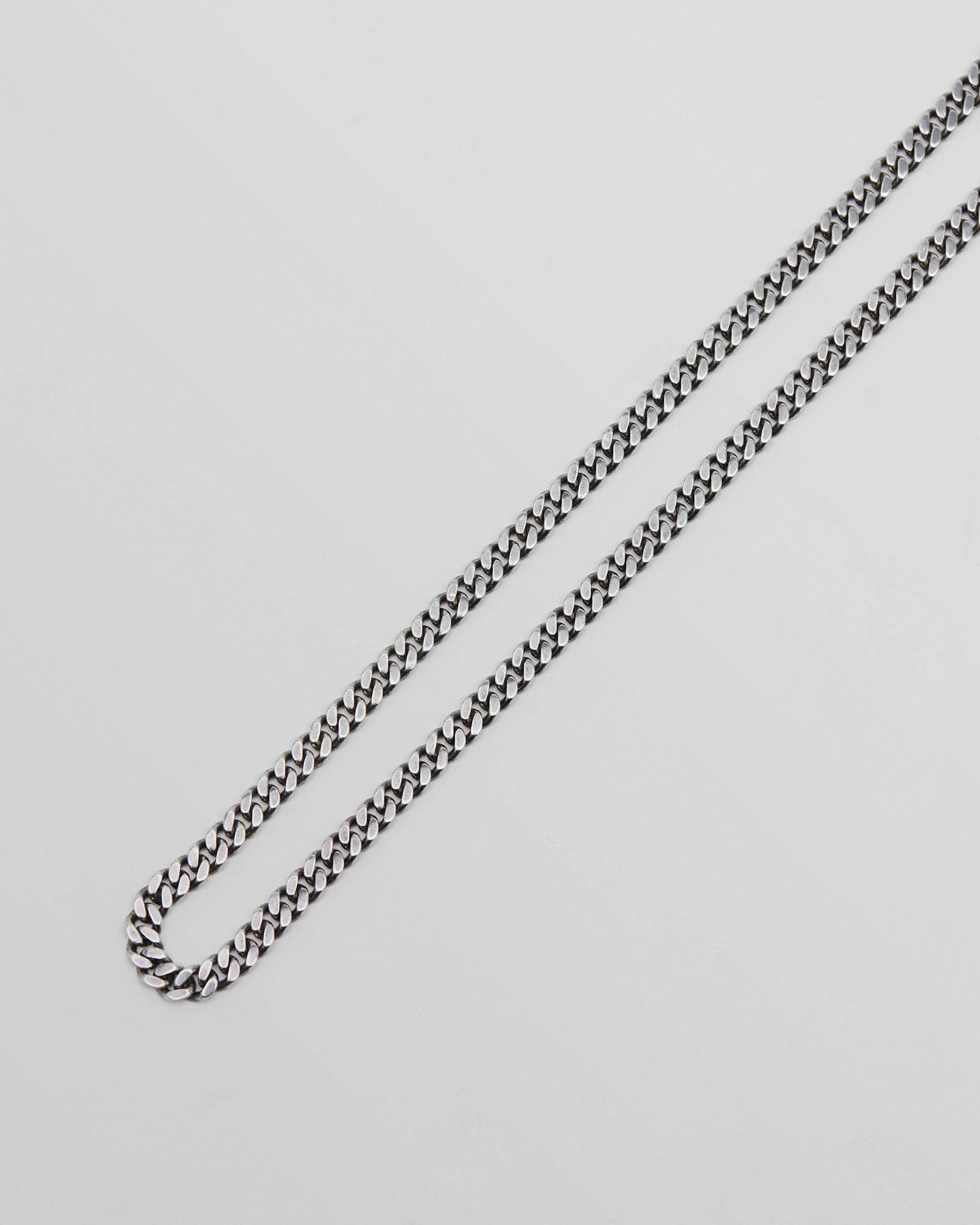 Curb Chain L in Silver