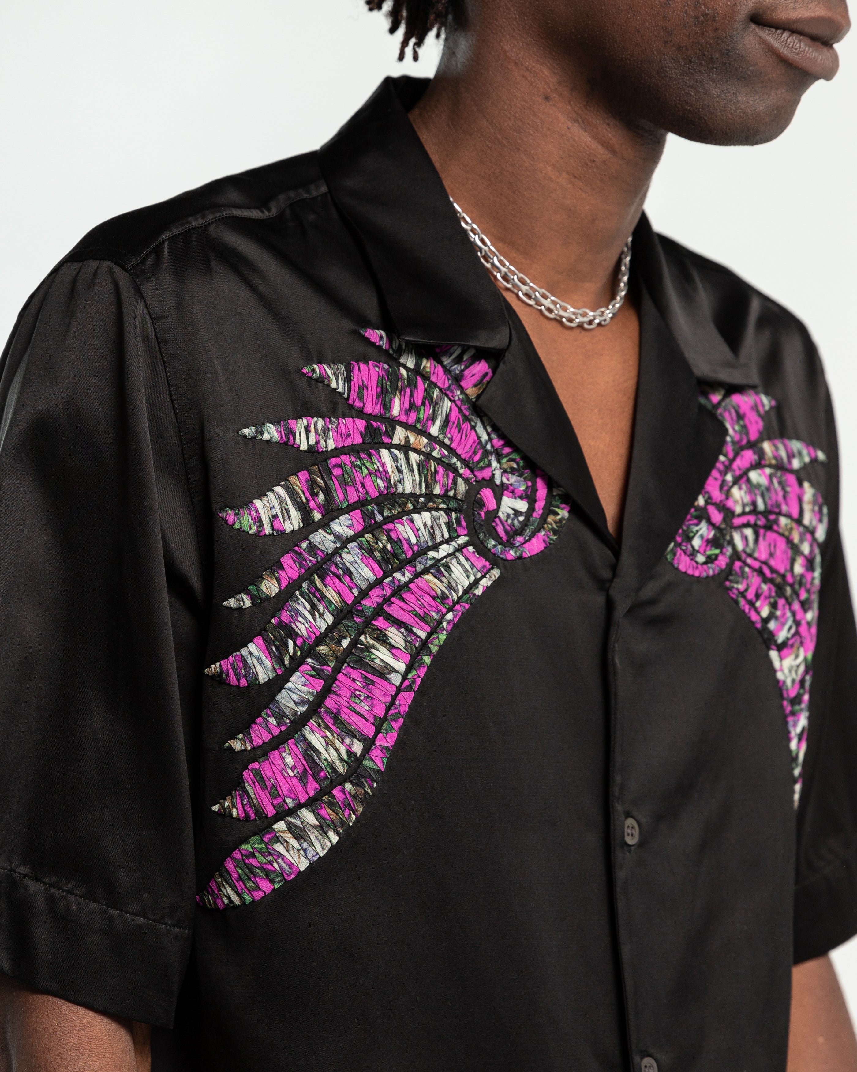 Carltone Embroidered Shirt in Black