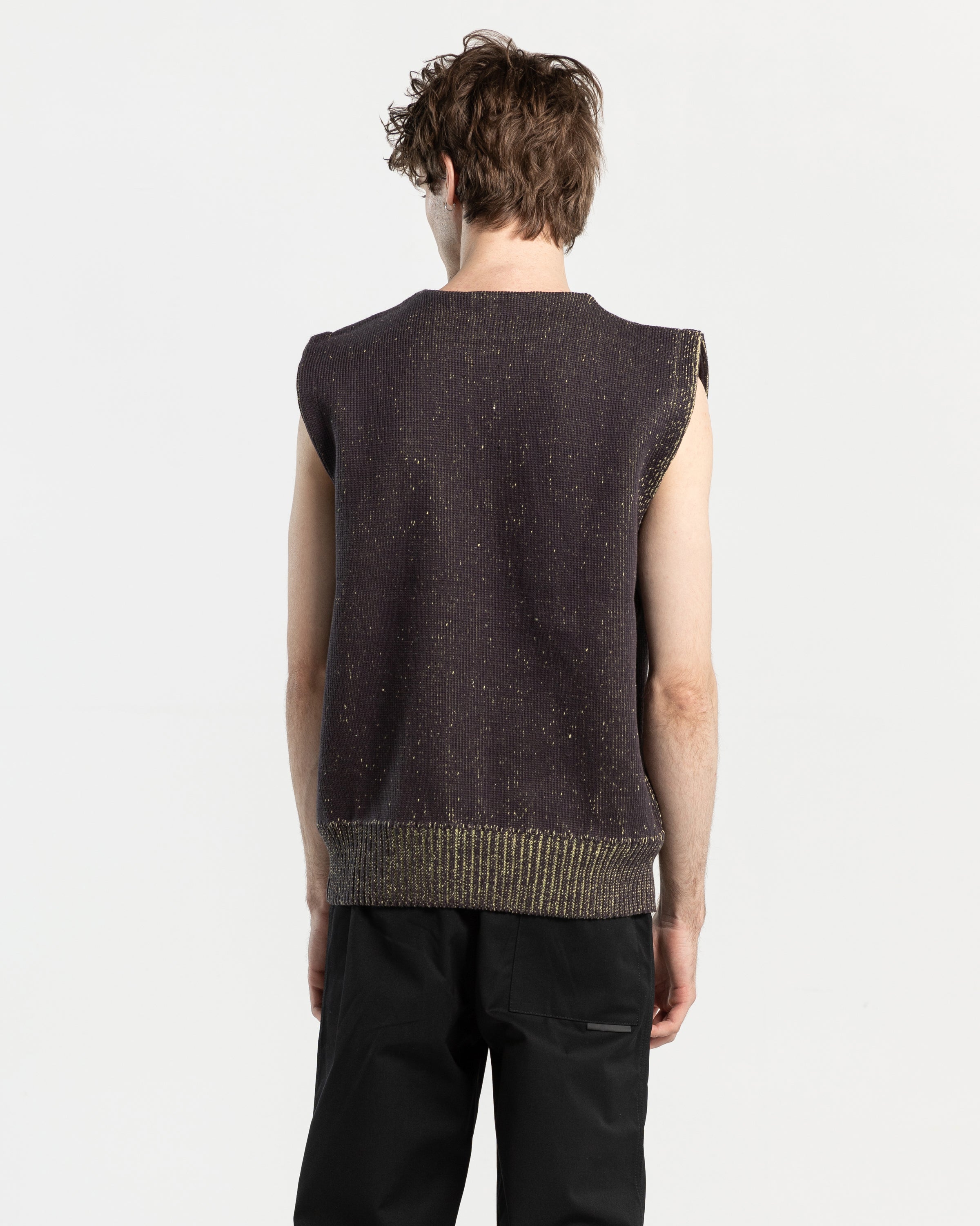 Aimless Compact Knit Vest in Grey