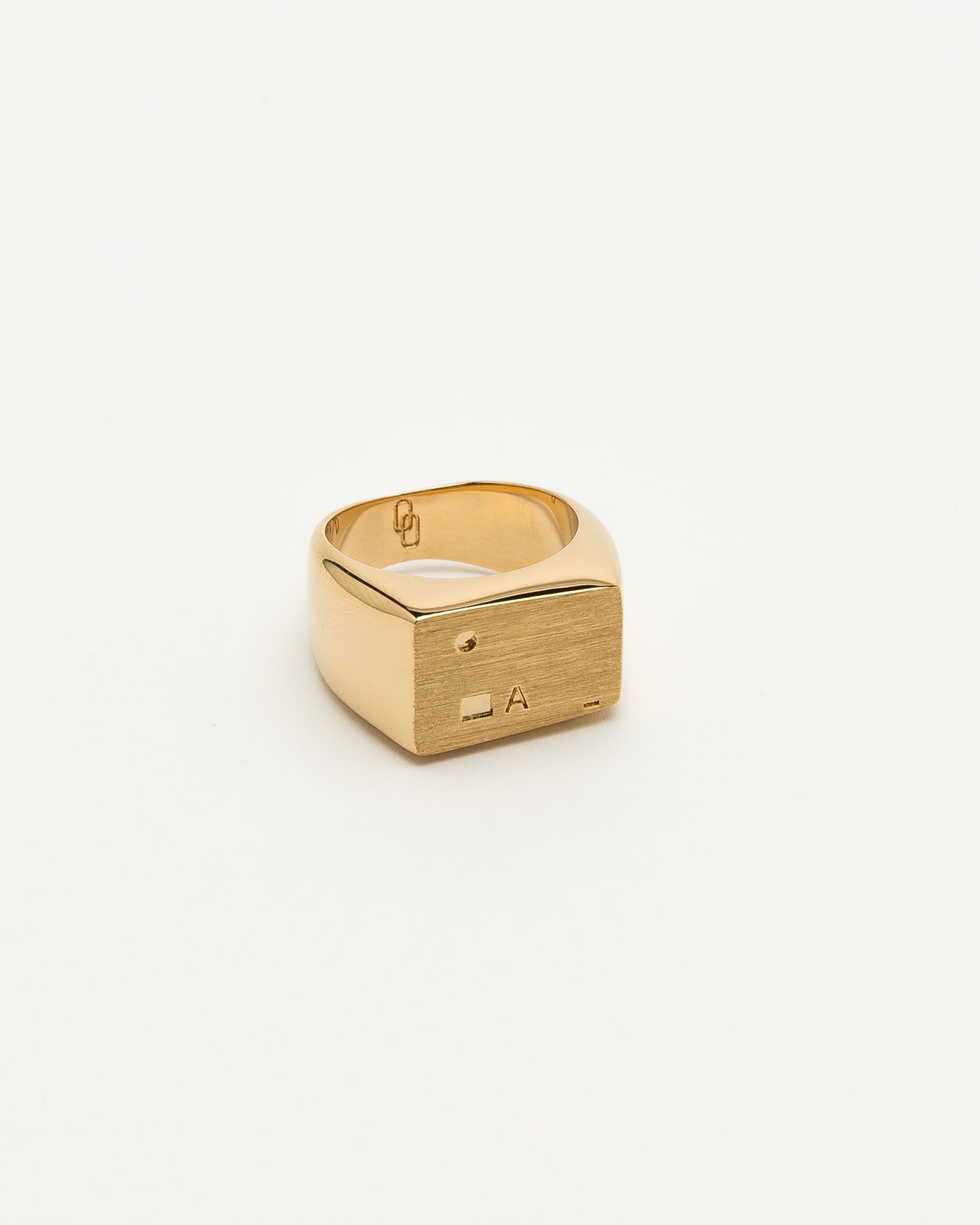 Lightercap Ring in Gold