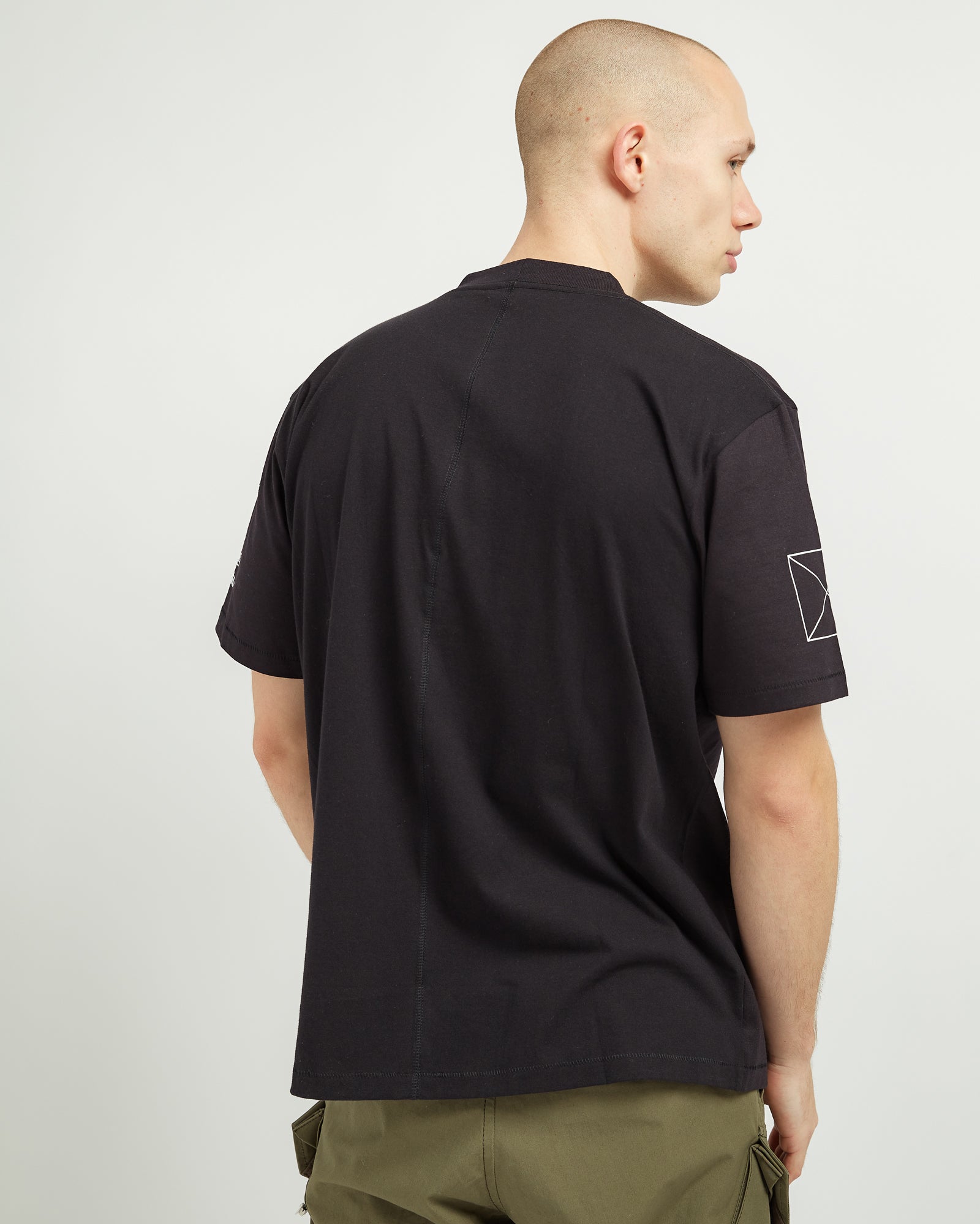 Ocean Plastic Mapping T-Shirt in Black