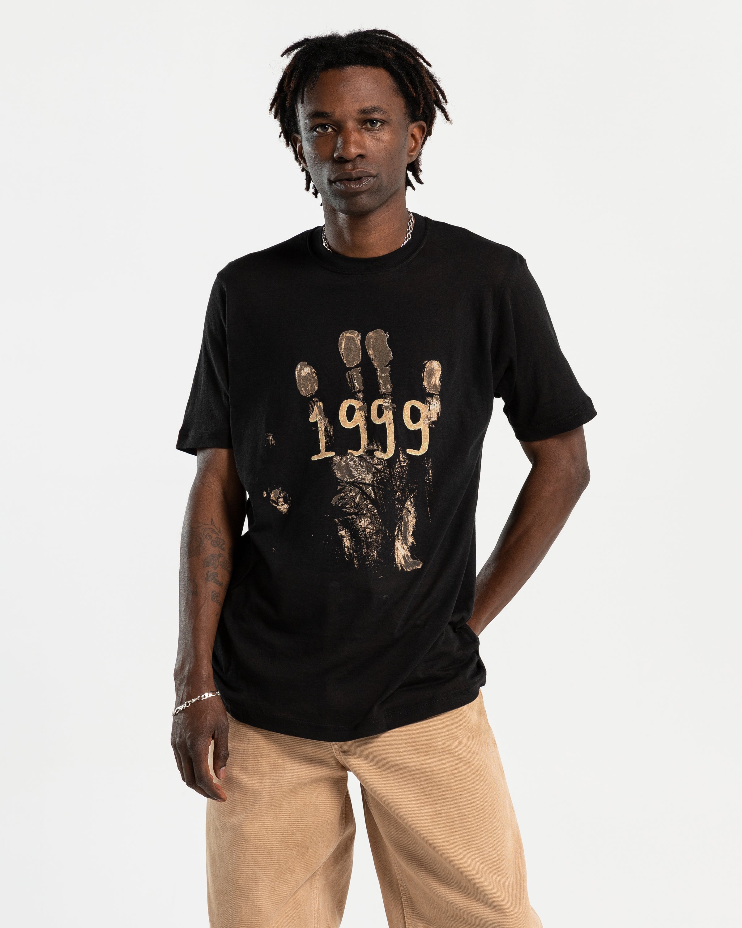 1999 Hand Slim T-Shirt in Black